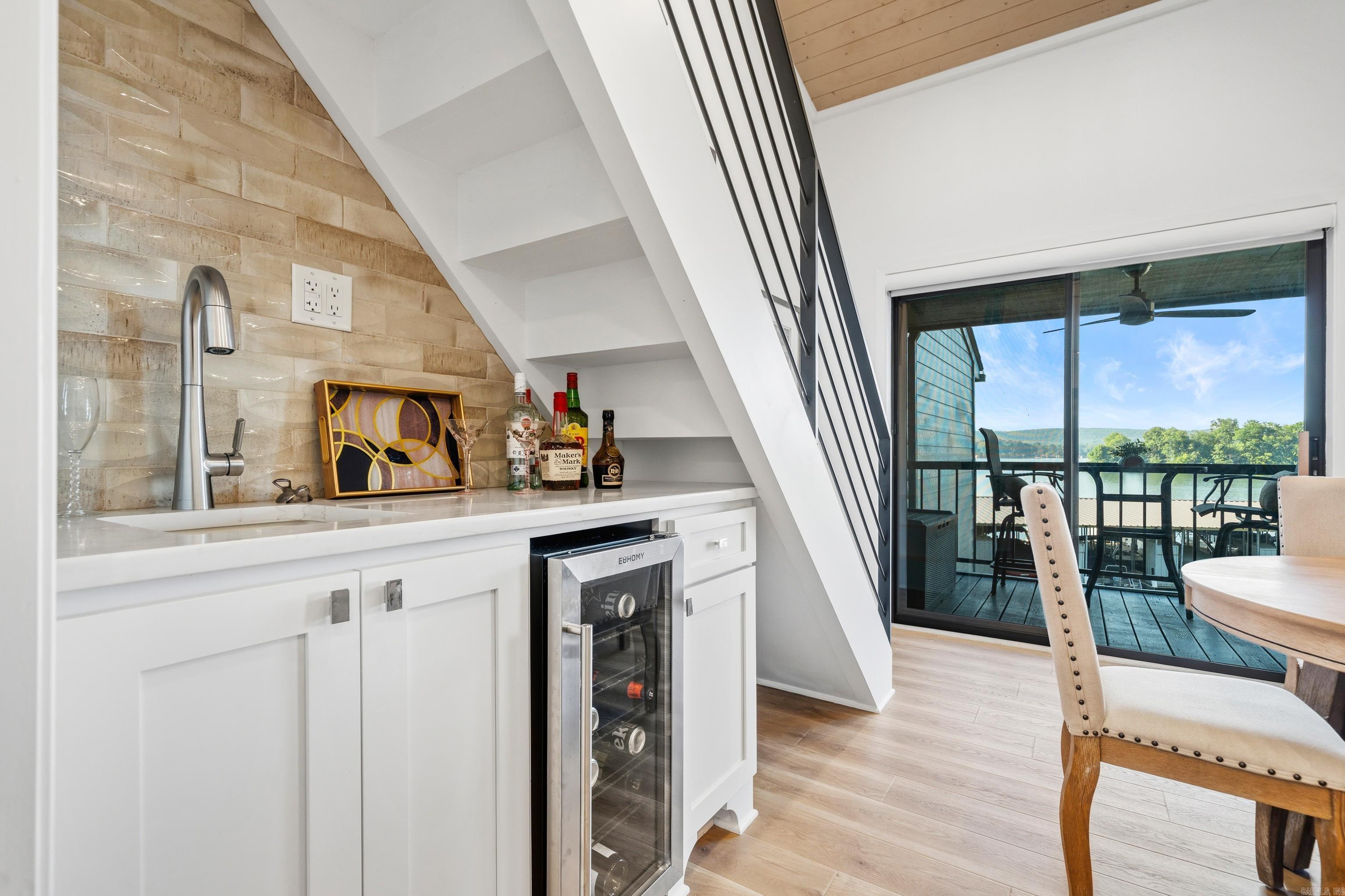 POINT LOOKOUT - Residential