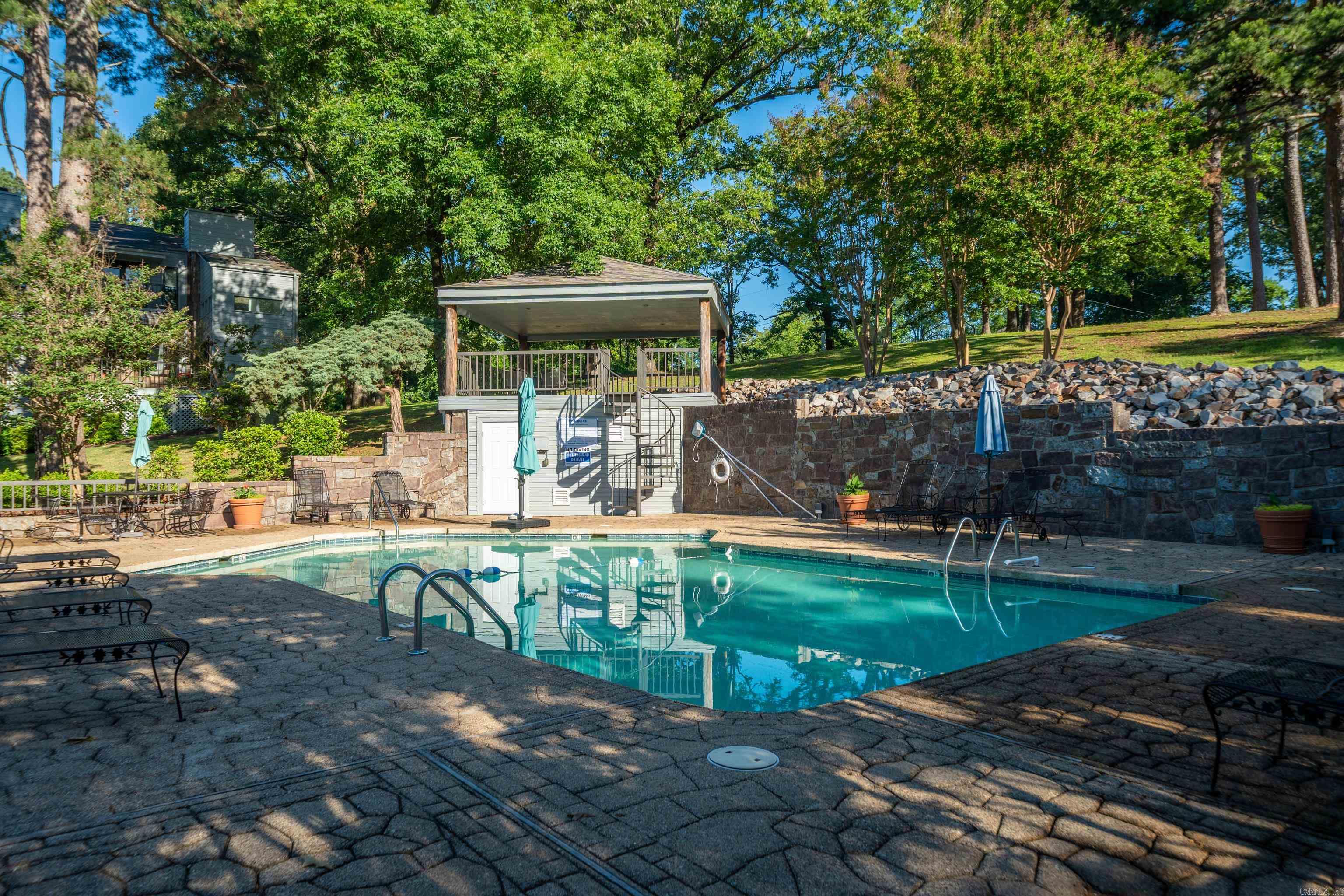 POINT LOOKOUT - Residential