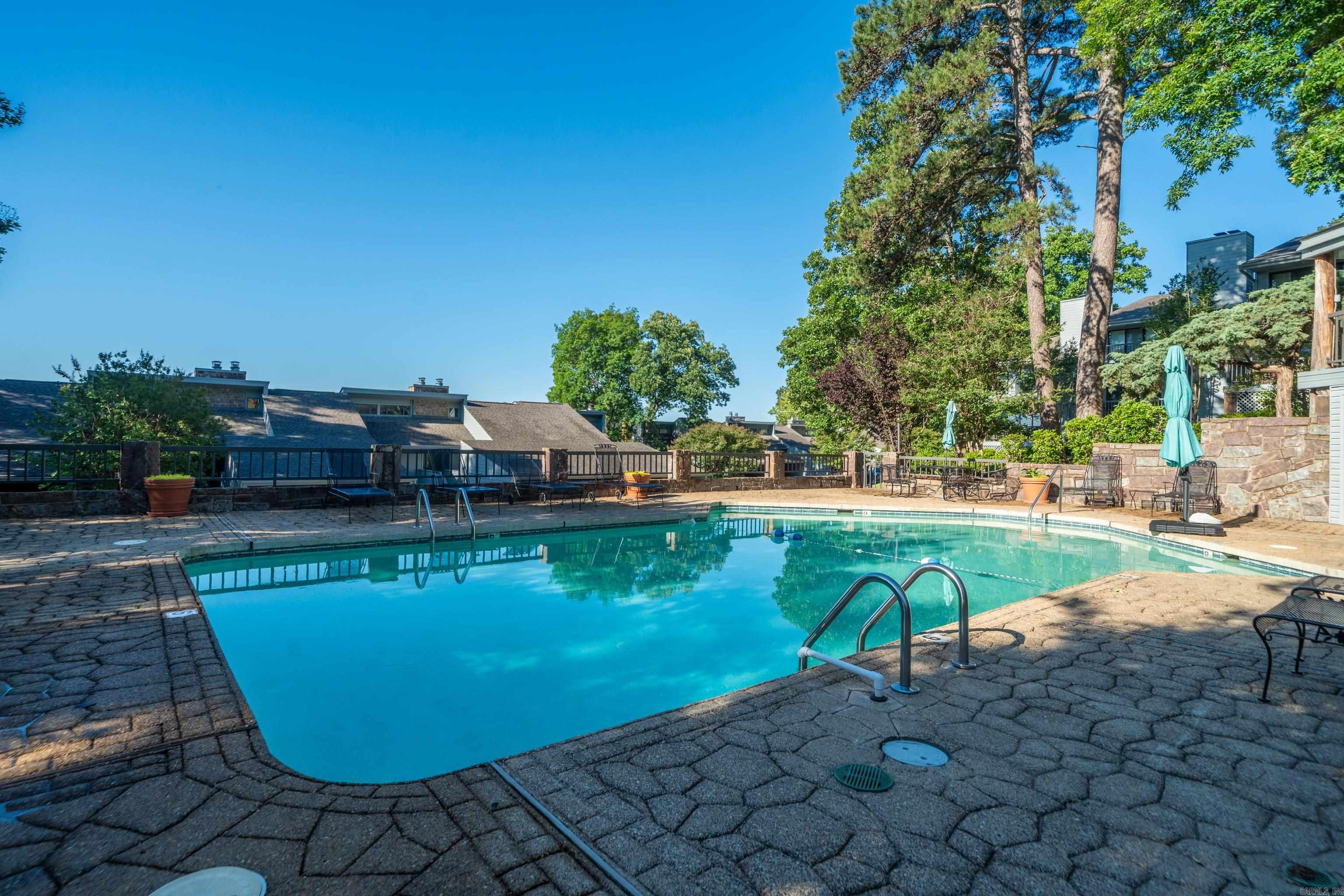 POINT LOOKOUT - Residential