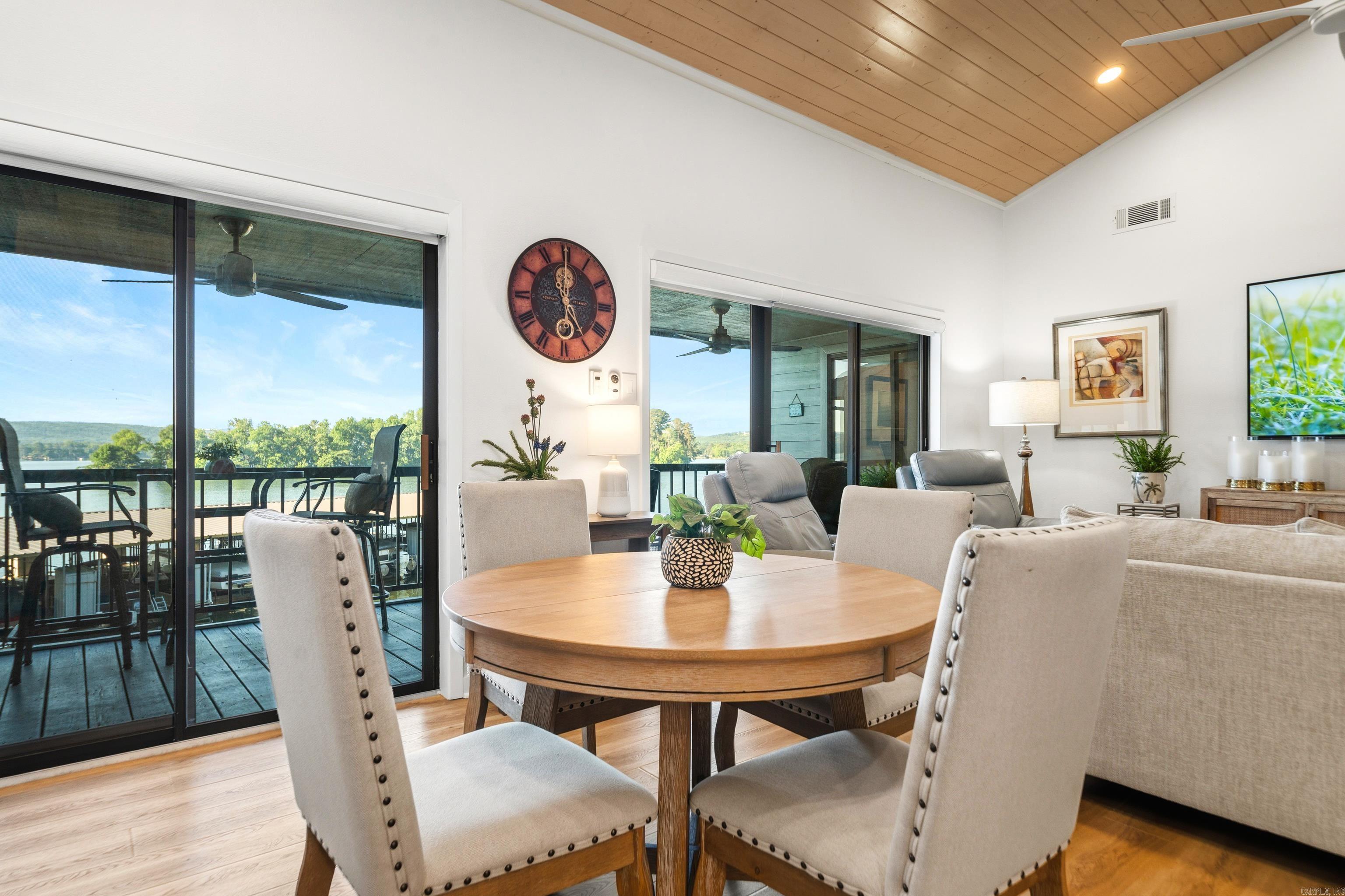 POINT LOOKOUT - Residential