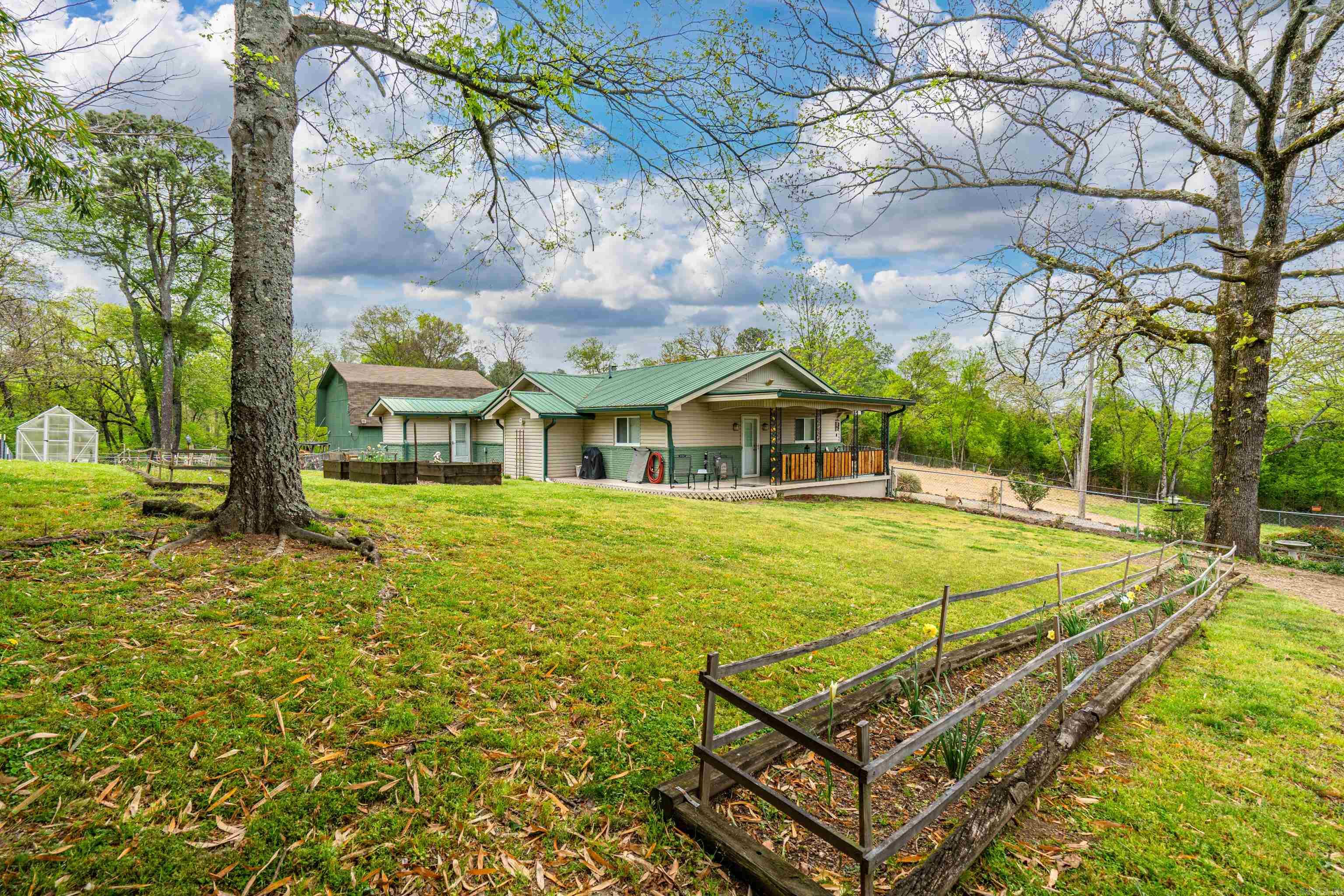 BUSCH PARK ADDITION - Residential