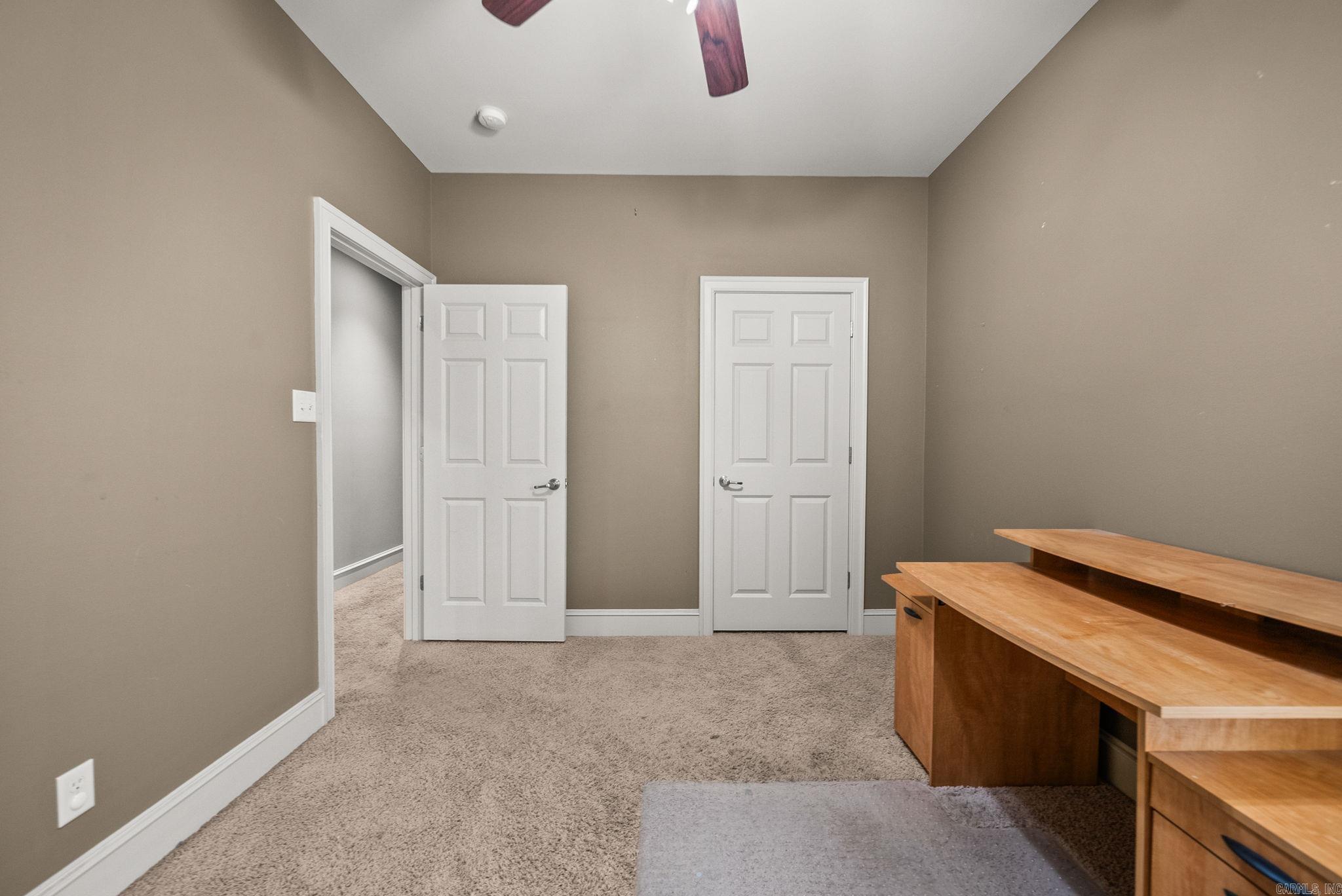 MADISON VALLEY - Residential