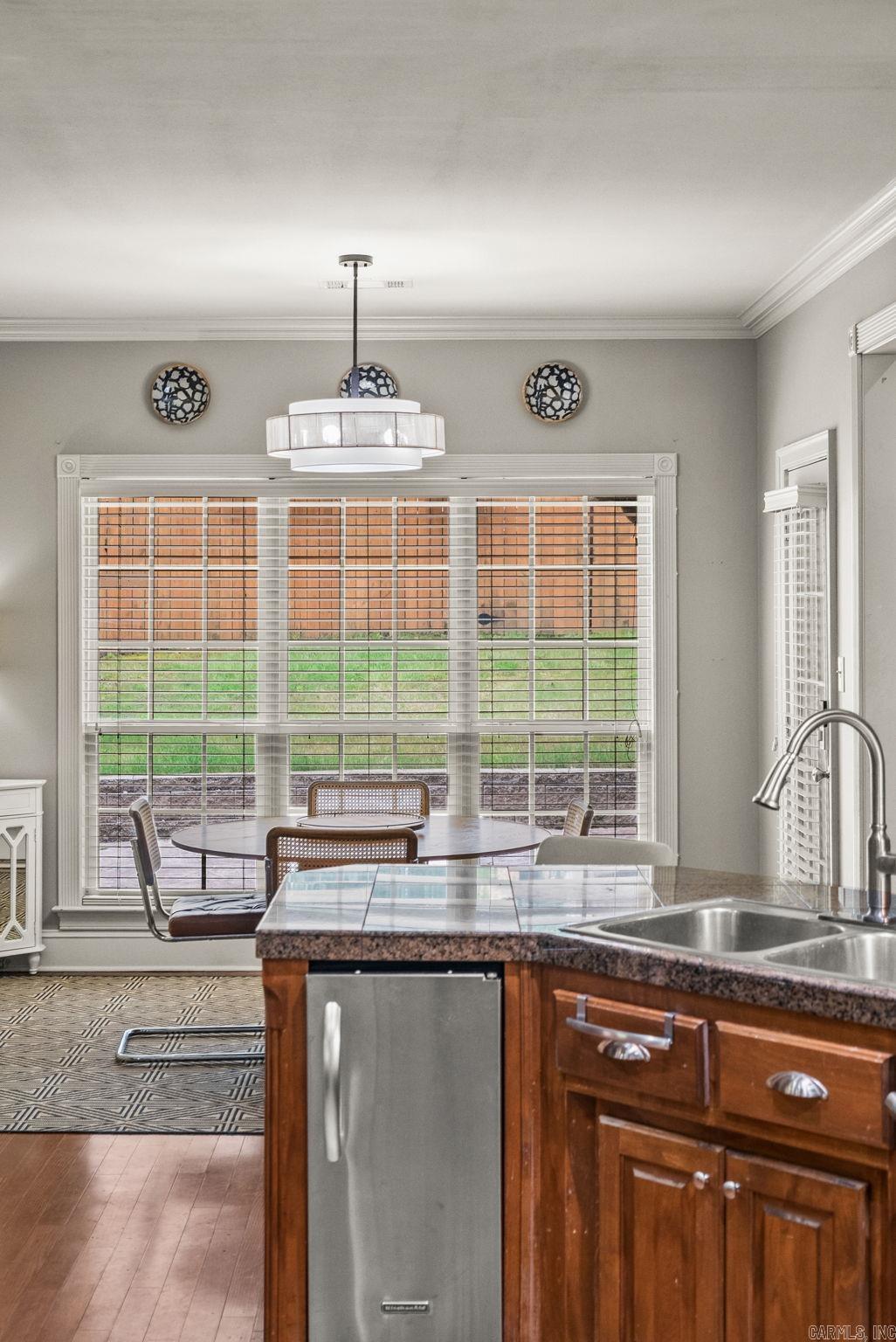 MADISON VALLEY - Residential