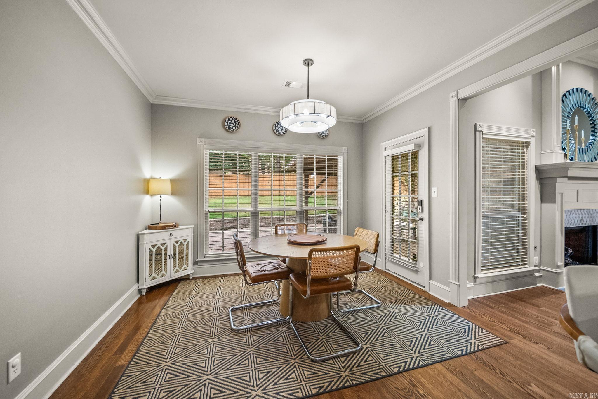 MADISON VALLEY - Residential