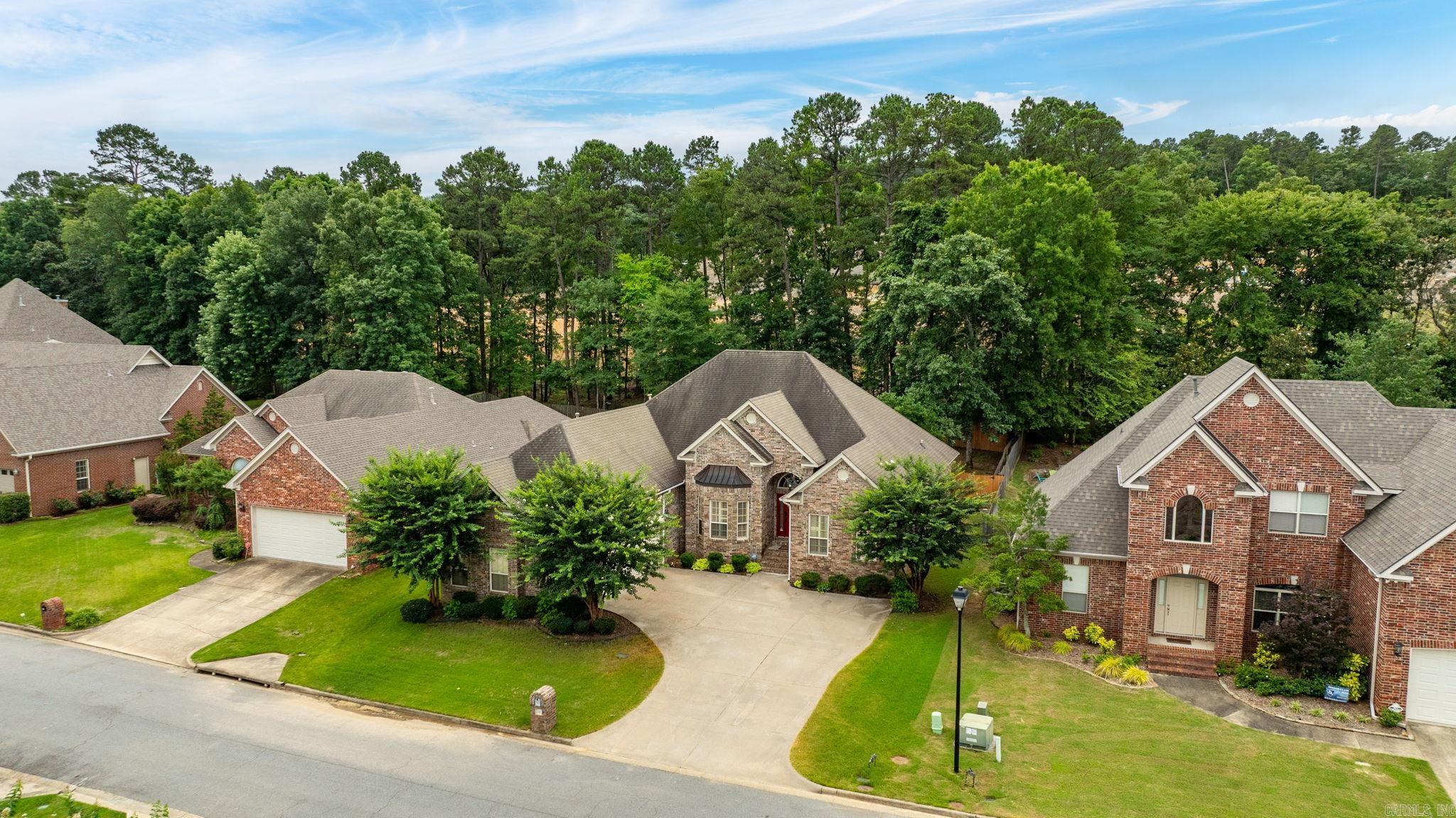 MADISON VALLEY - Residential