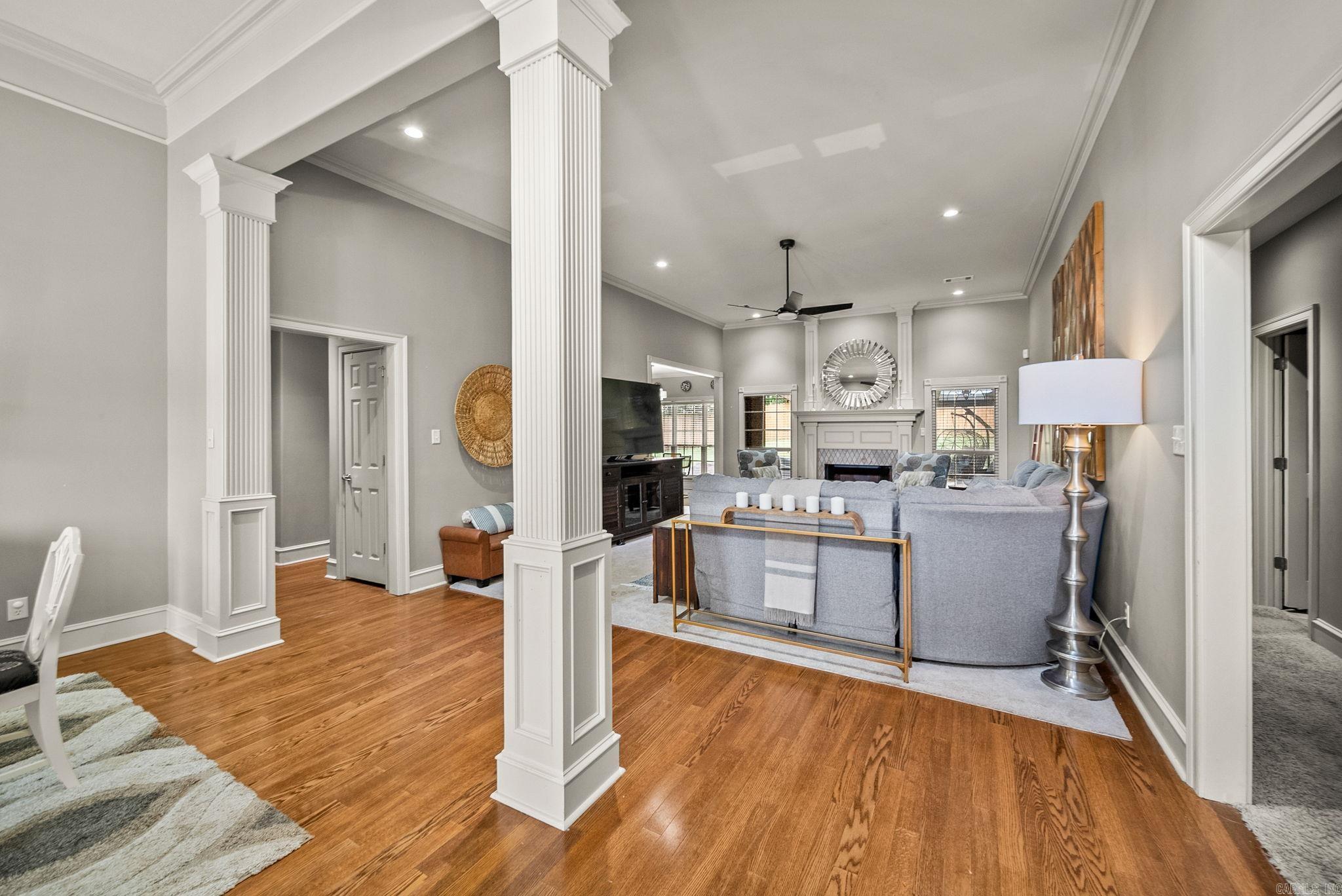MADISON VALLEY - Residential