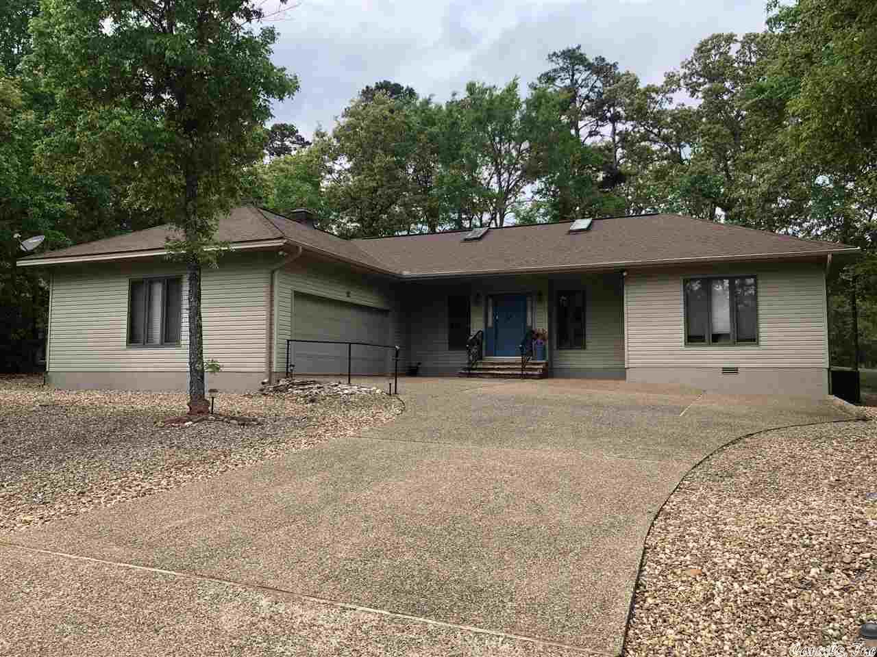 Ponce golf course home located on quiet cul de sac. 3 Bedroom, 2 bath. Refrigerator, washer and dryer convey. Make this one yours.