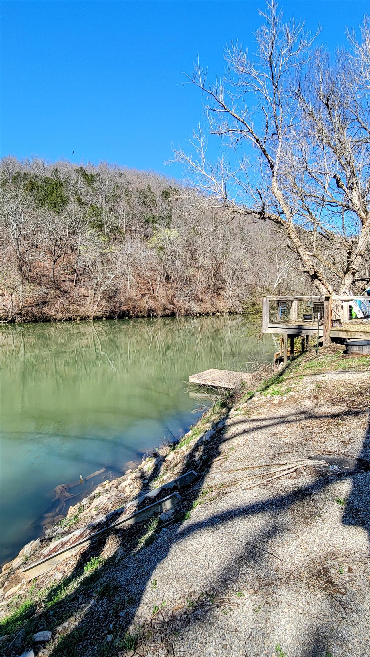 RIVERBEND CAMPER PARK - Land