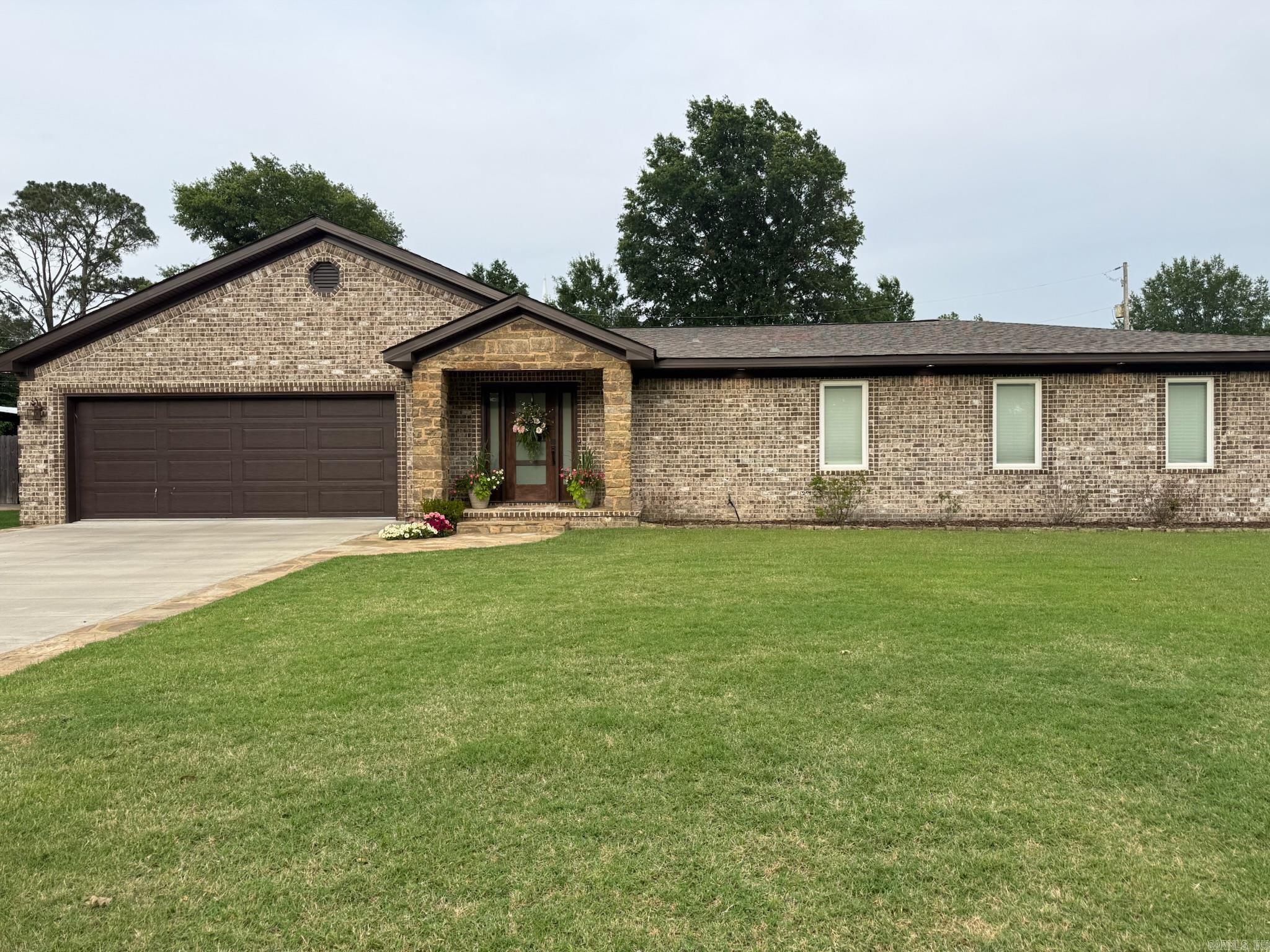COKER HAMPTON - Residential
