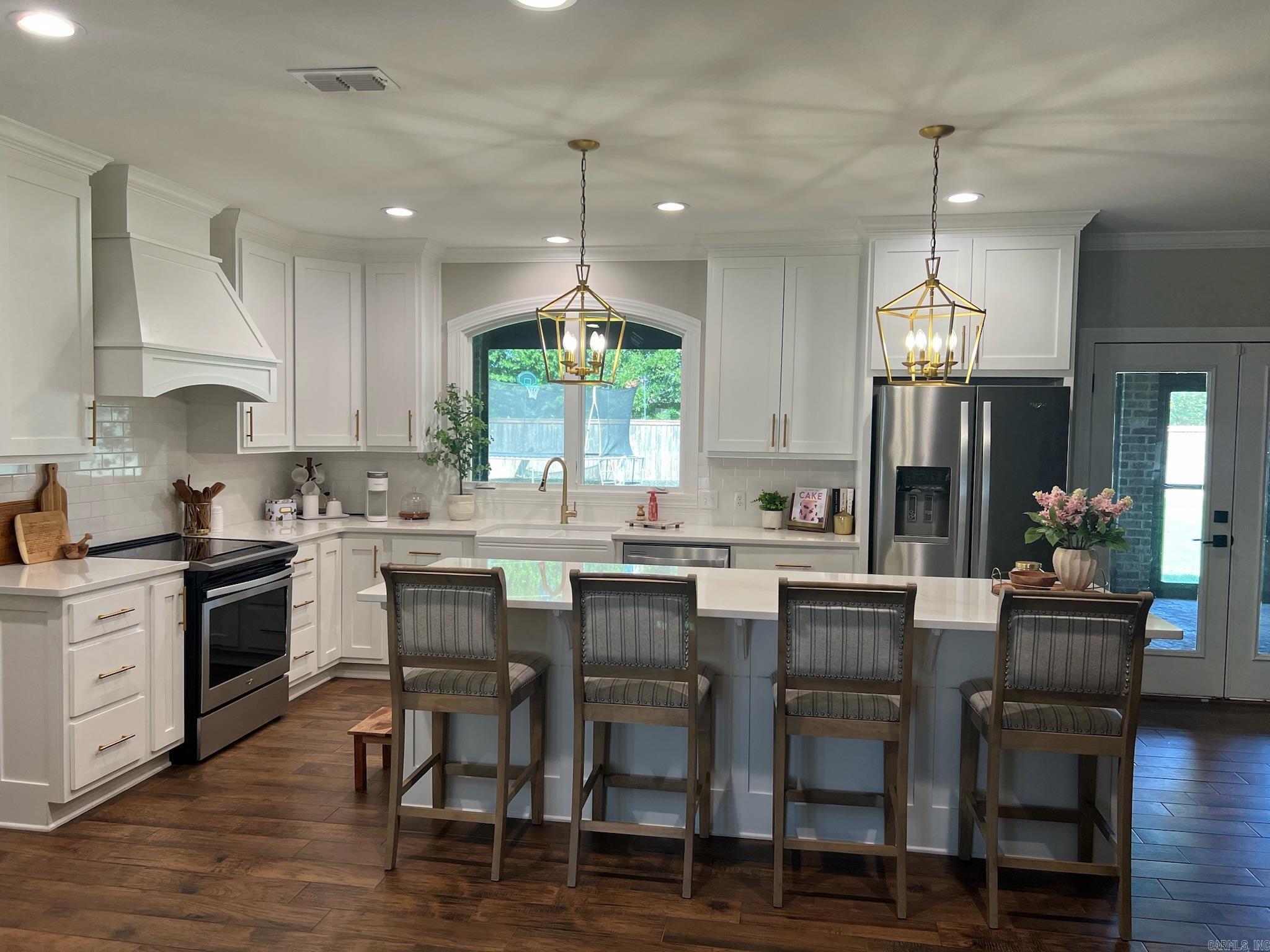 COKER HAMPTON - Residential