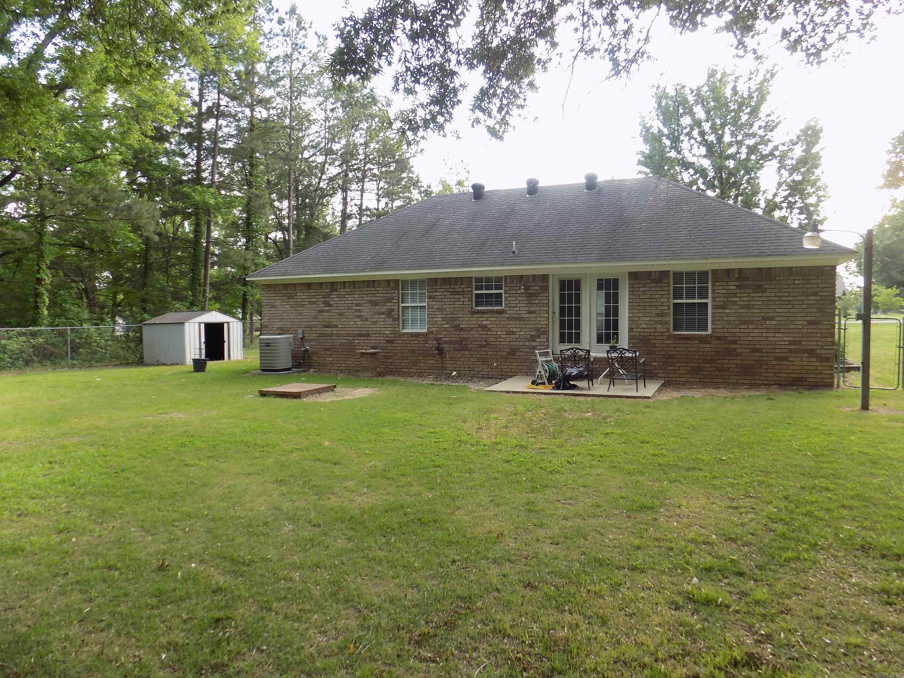 Skyline Drive - Residential Lease