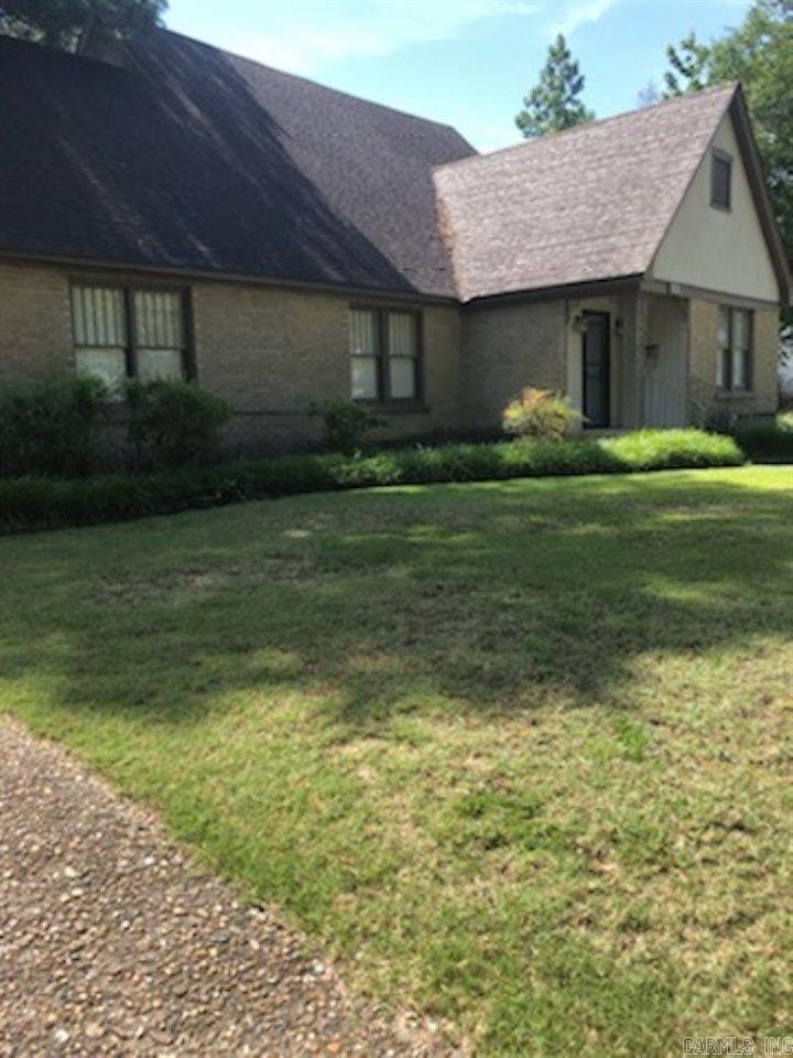 Austin & Taylor - Residential Lease