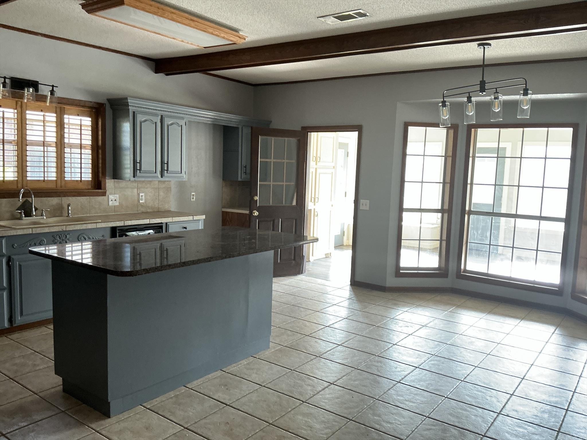 FOREST PARK G - Residential