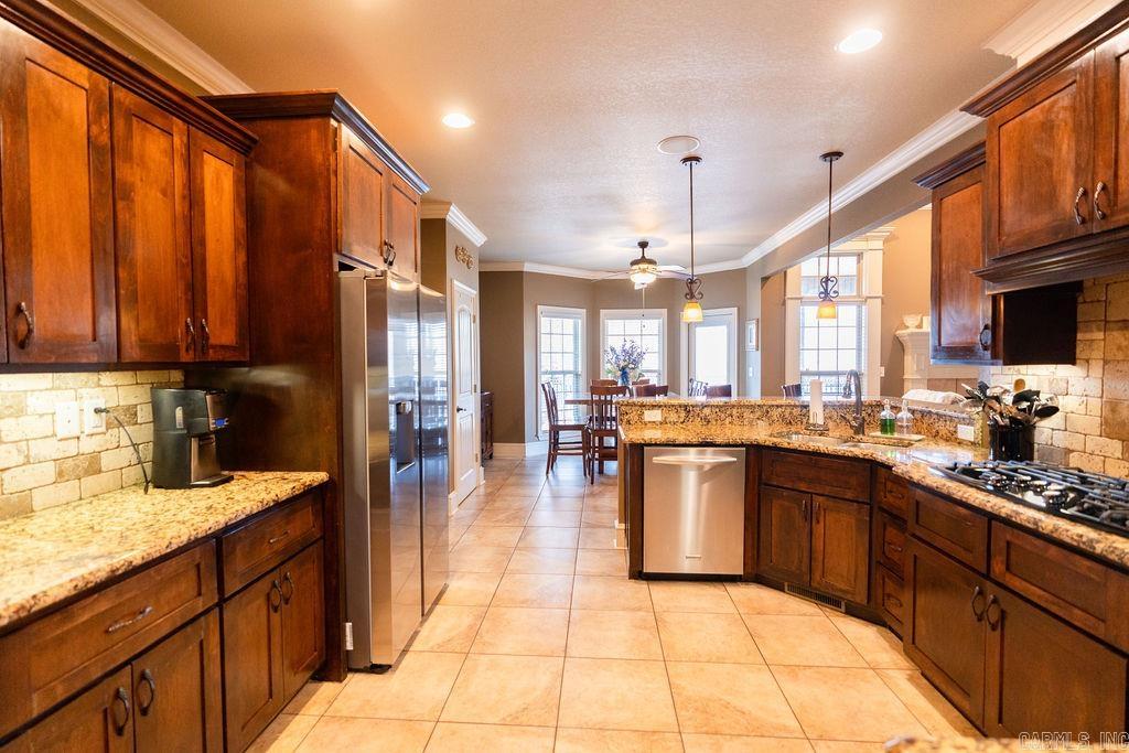 SADDLEBROOKE ESTATES - Residential