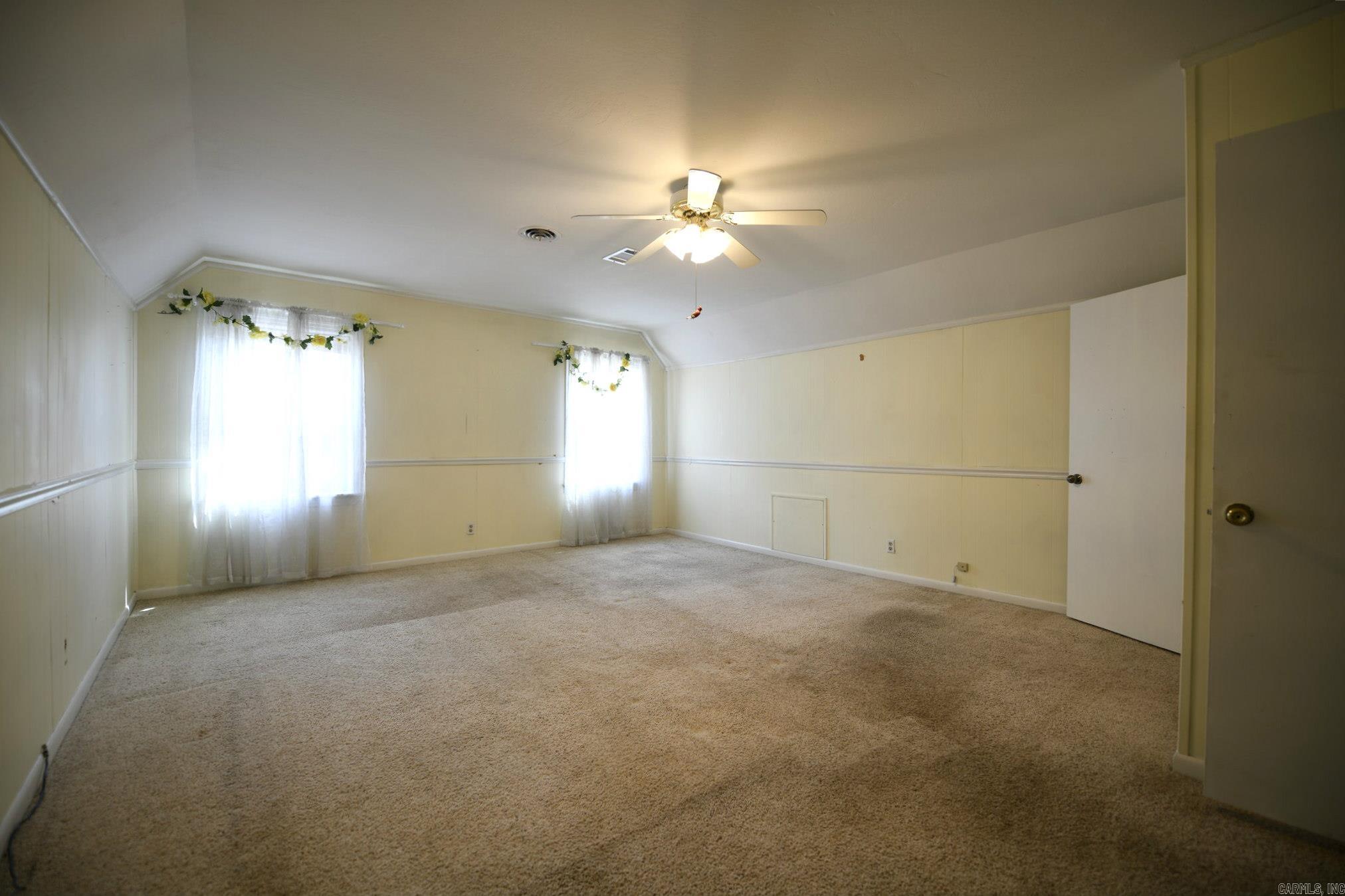 MENA ORIGINAL - Residential