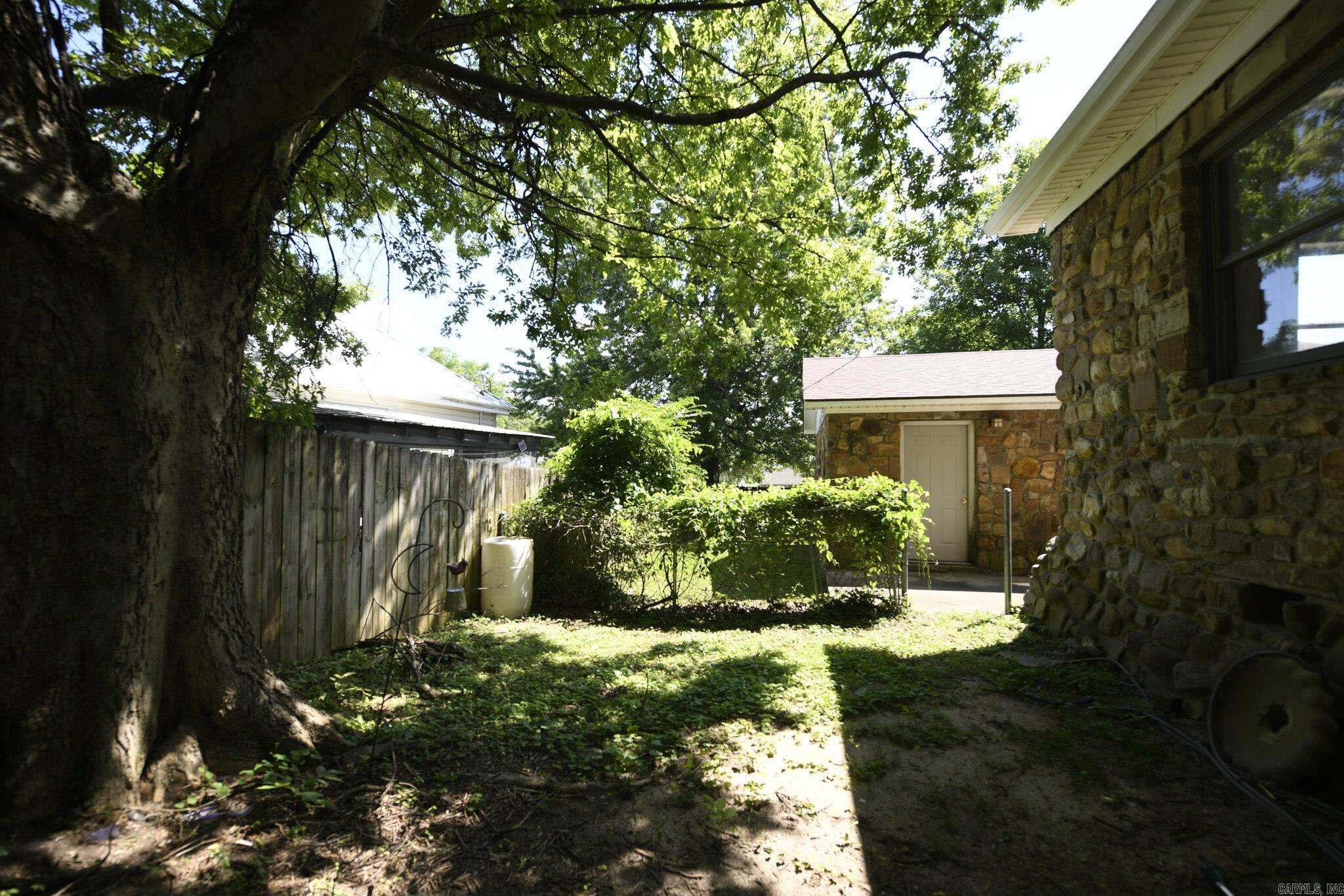 MENA ORIGINAL - Residential