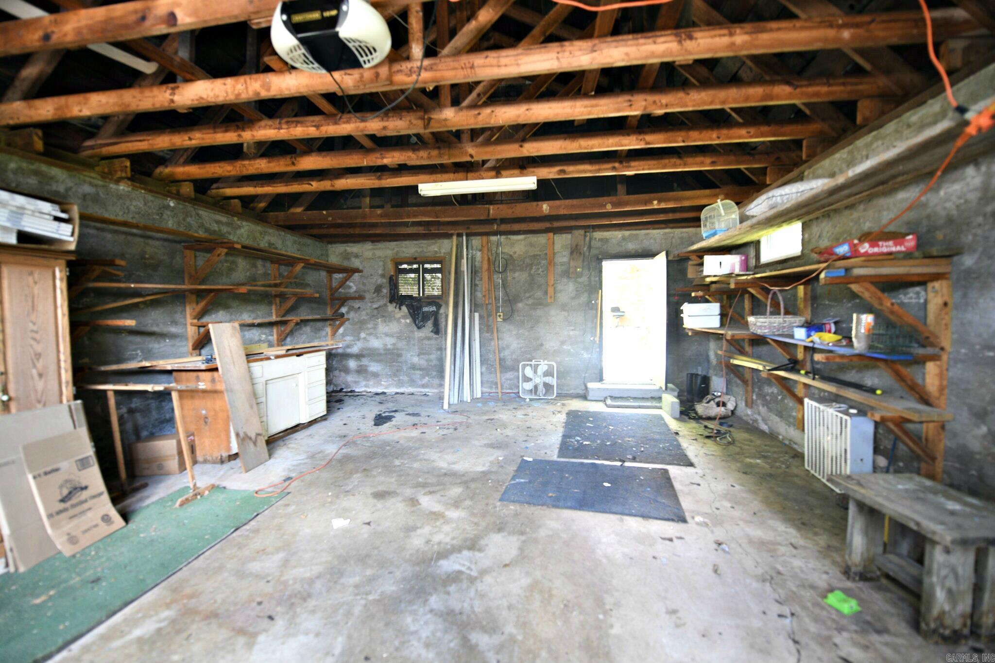 MENA ORIGINAL - Residential