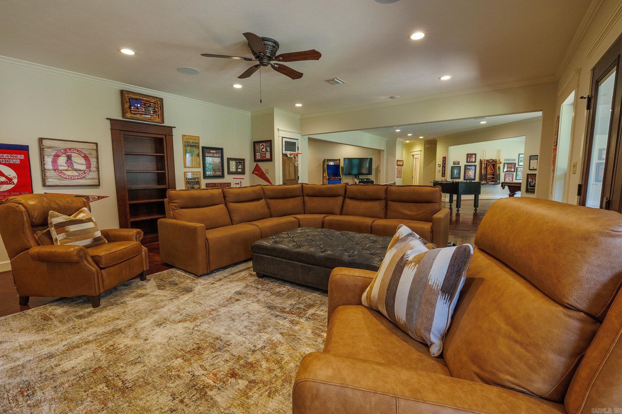 Mountain Ridge - Residential