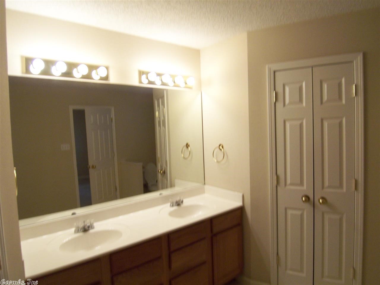 South Oaks - Residential