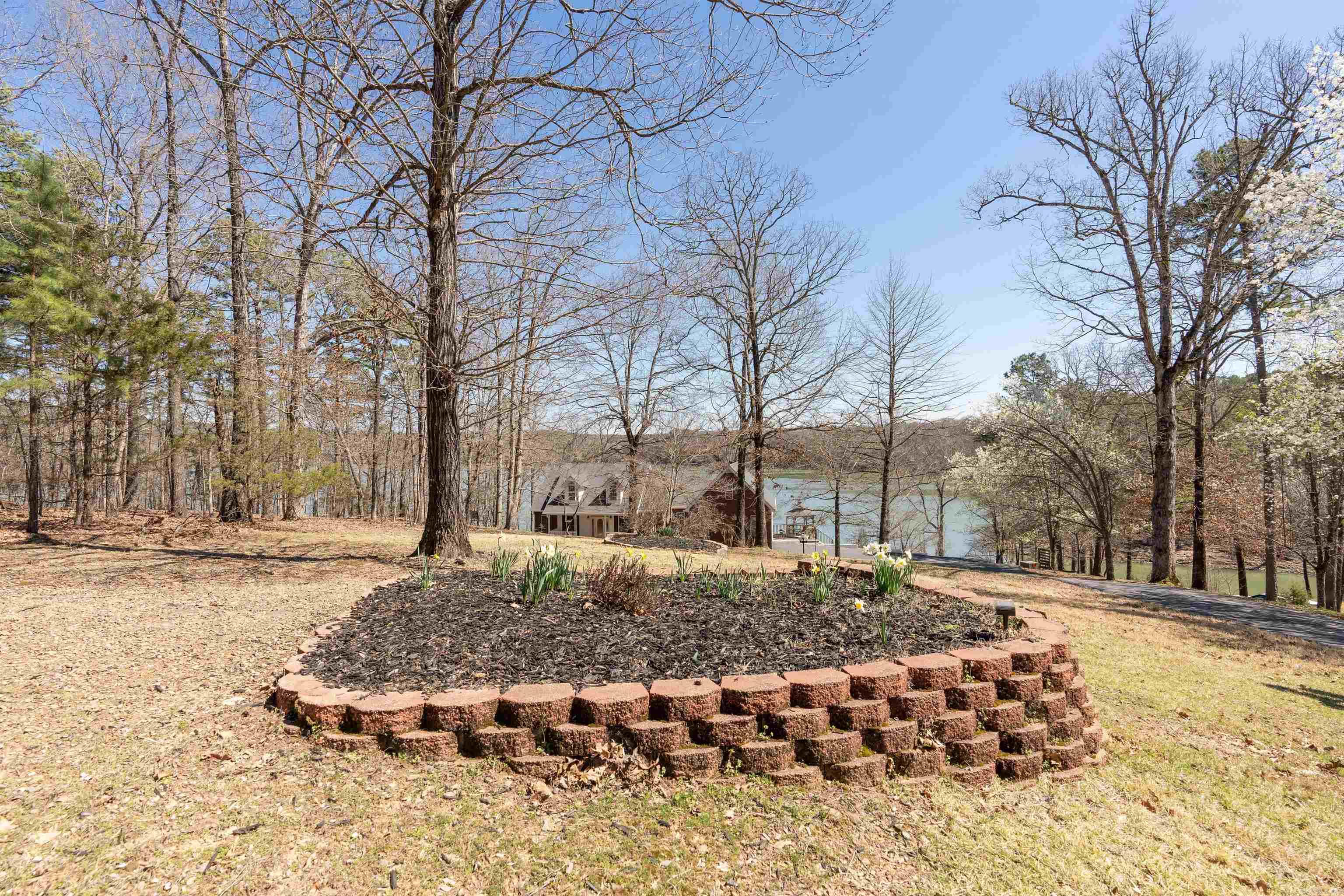 BEAVER BAY - Residential