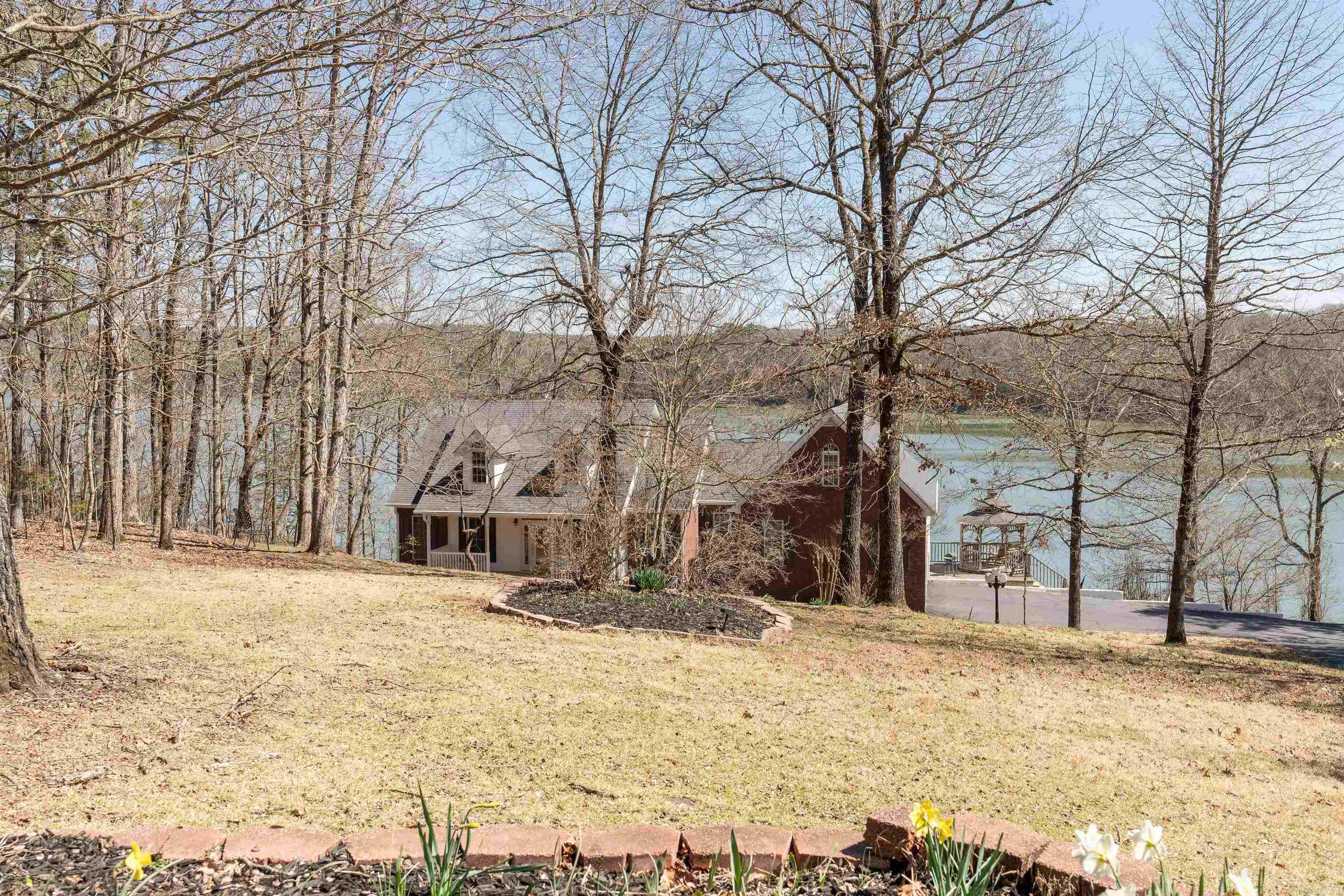 BEAVER BAY - Residential