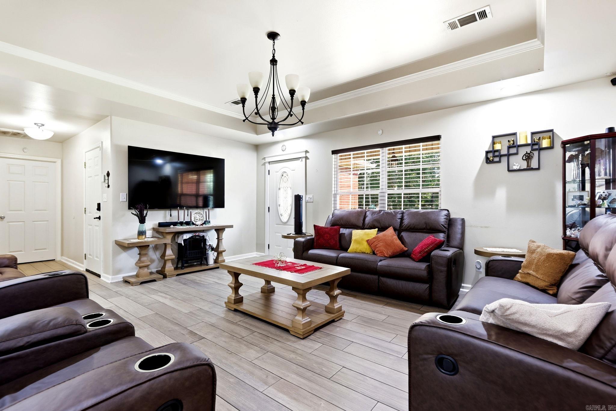 LAKE CHERRYWOOD - Residential