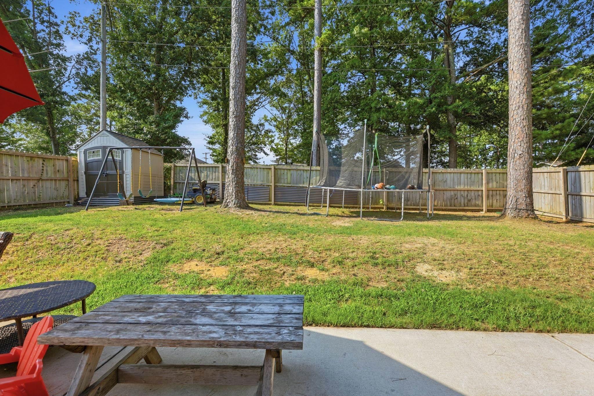 LAKE CHERRYWOOD - Residential