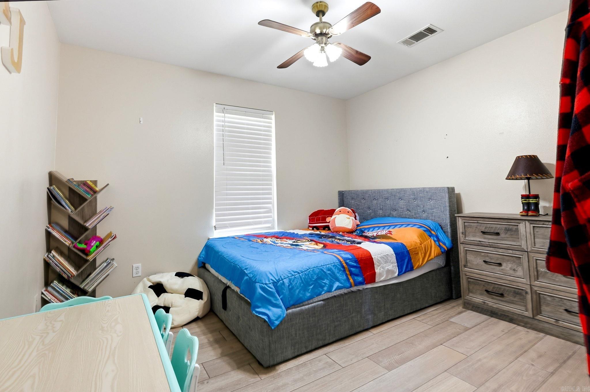LAKE CHERRYWOOD - Residential