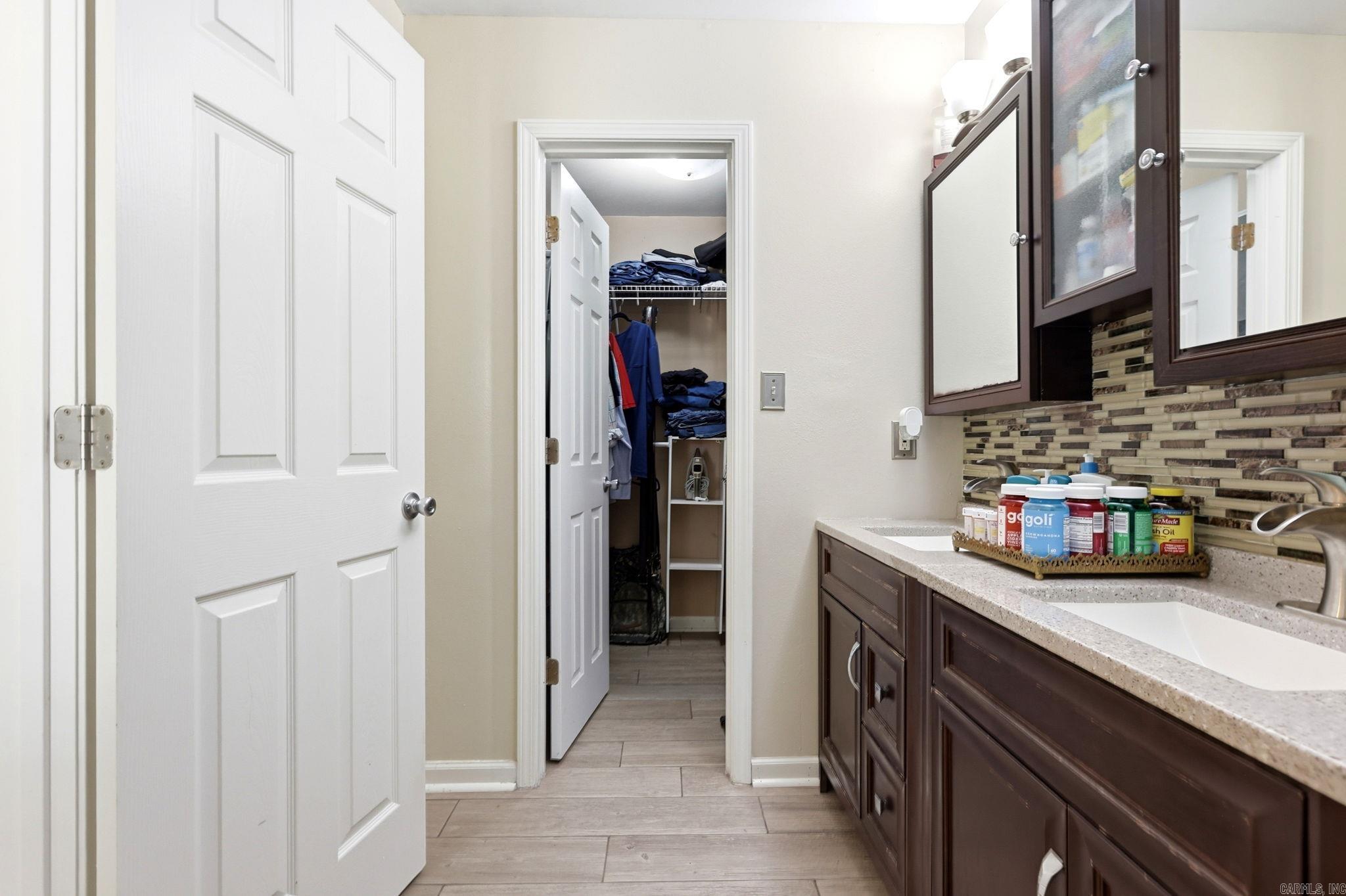LAKE CHERRYWOOD - Residential