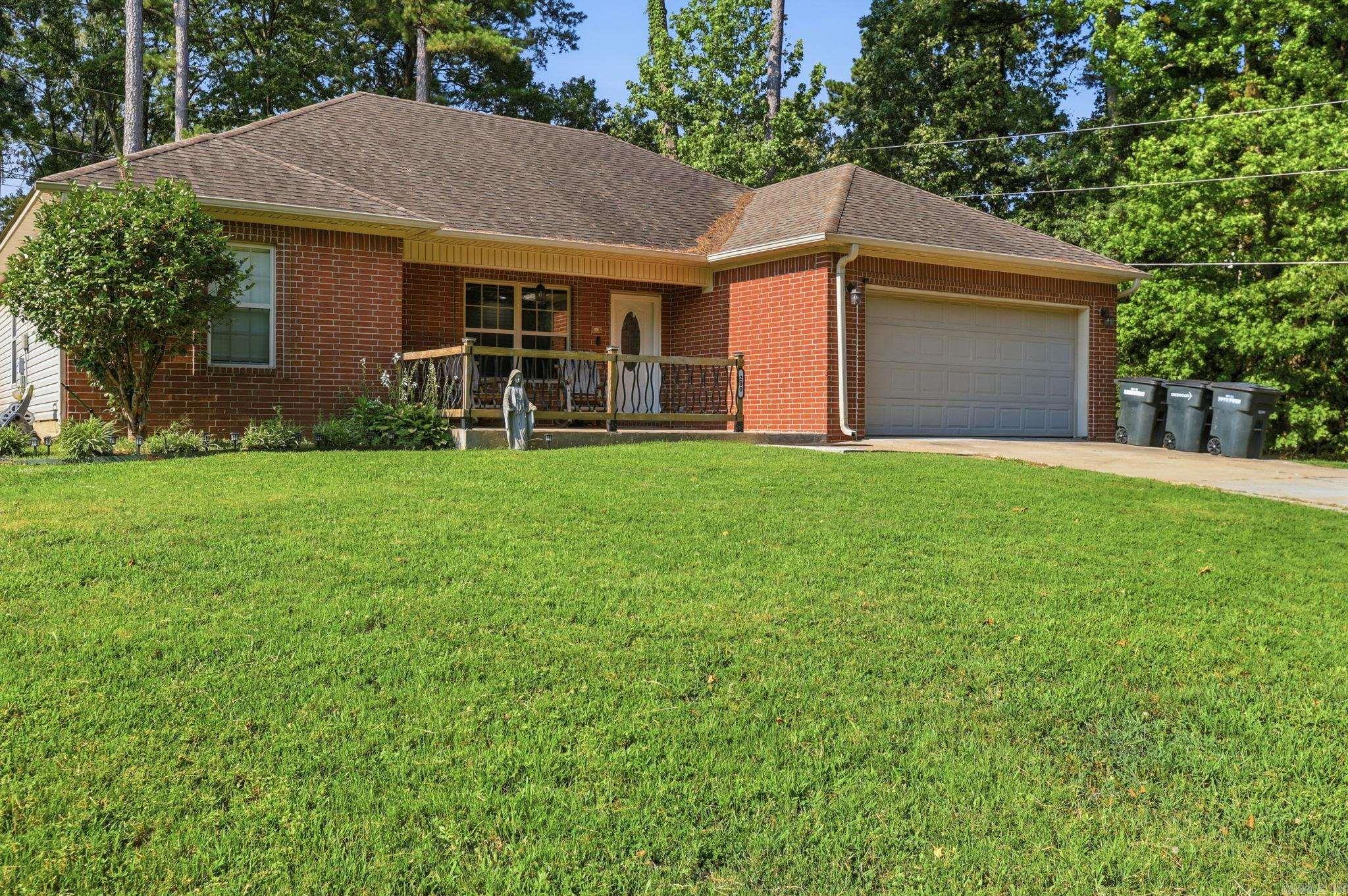 LAKE CHERRYWOOD - Residential