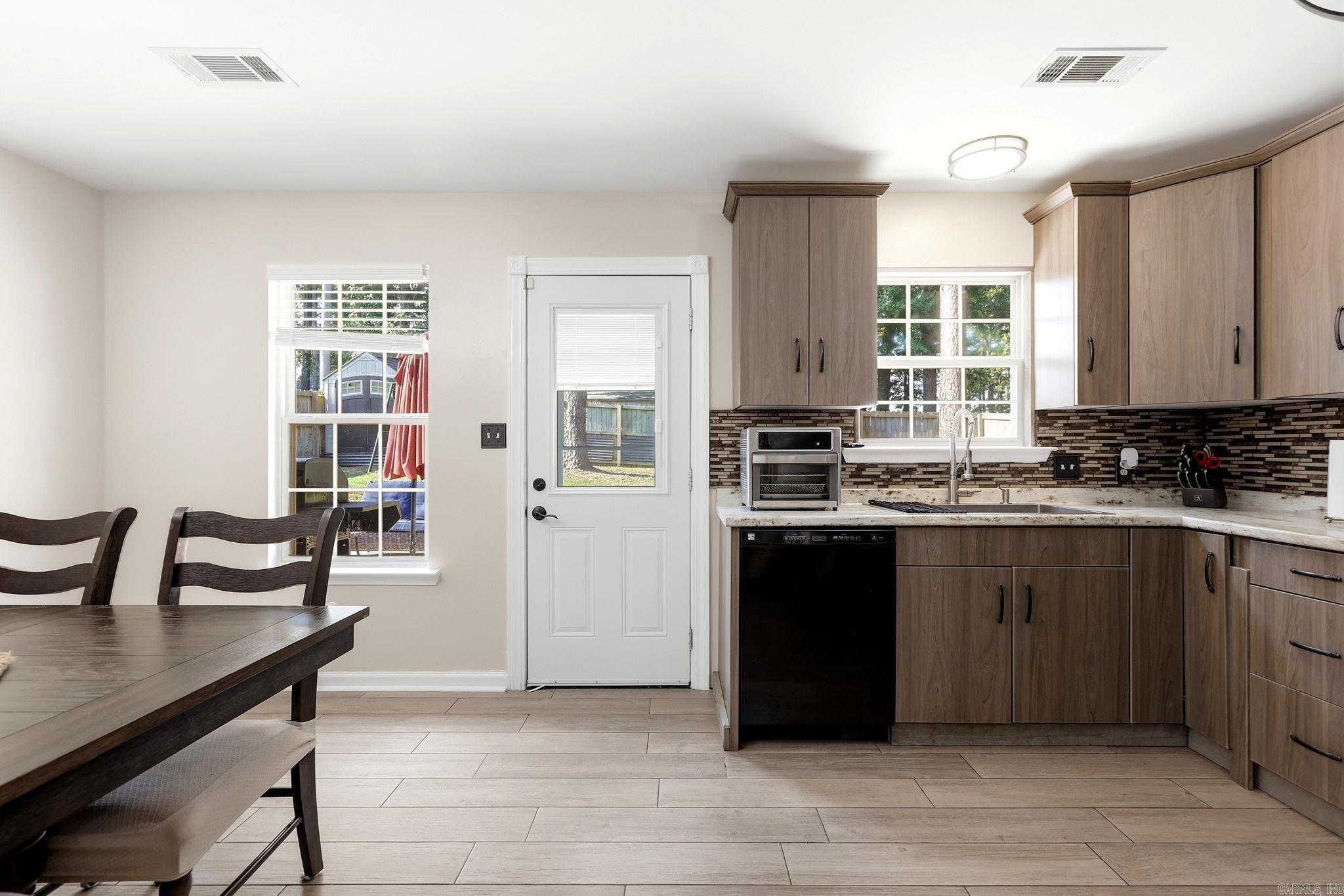 LAKE CHERRYWOOD - Residential