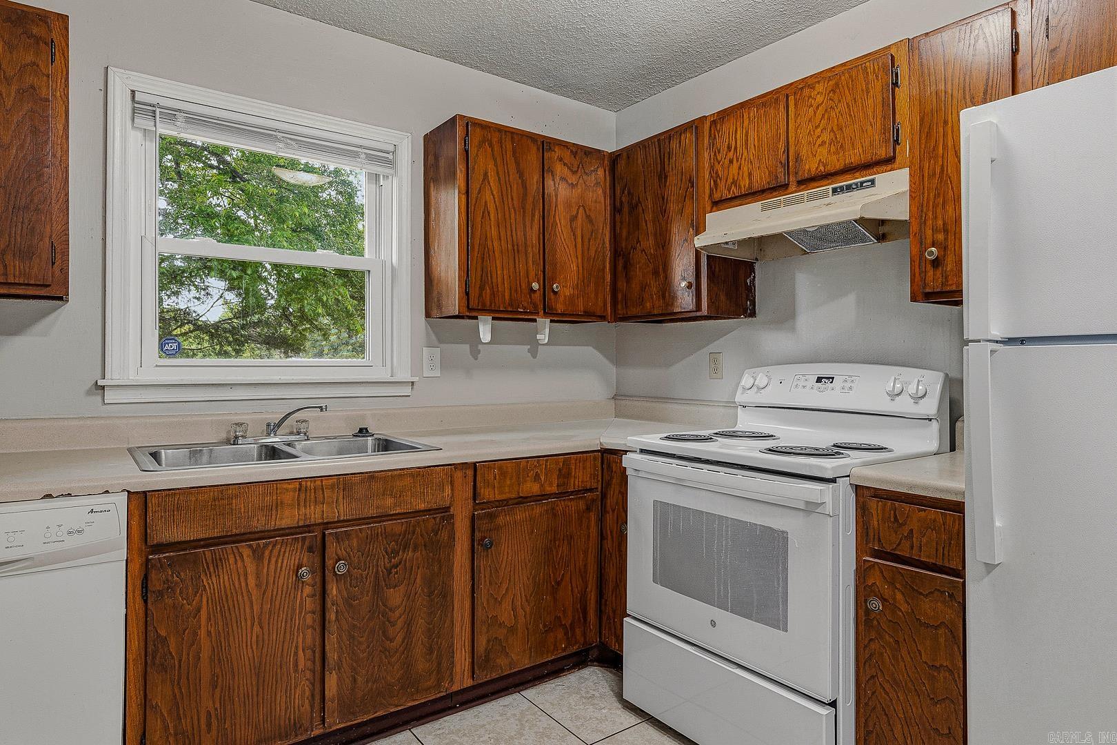 BROOKHAVEN ADD - Residential