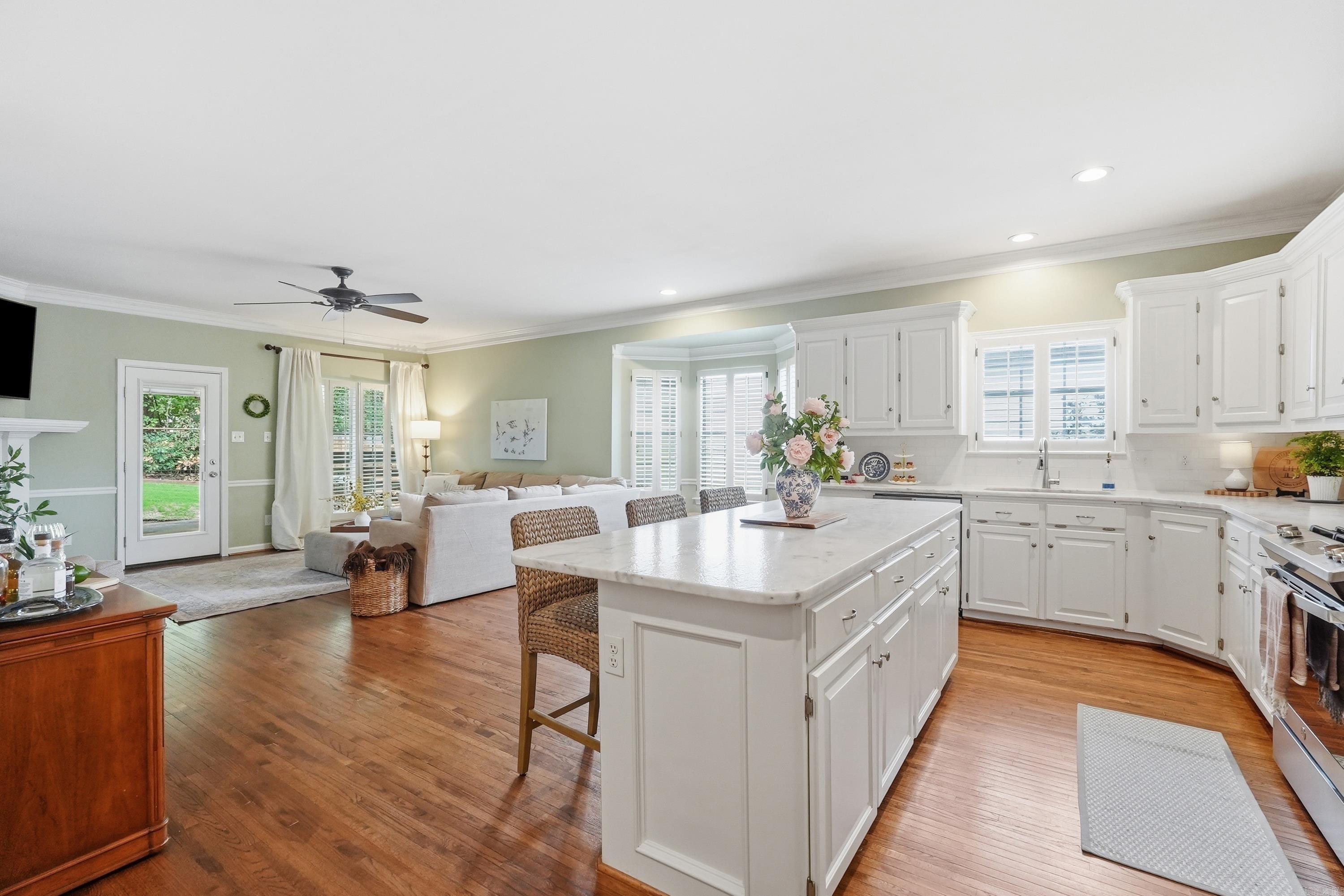 PLEASANT VALLEY MANOR - Residential