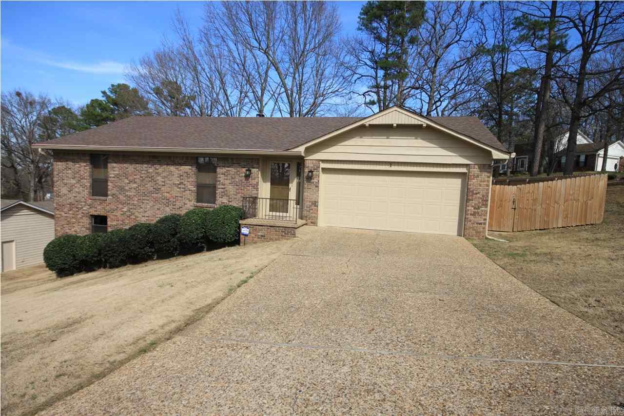 Fabulous, immaculately maint.1 owner home! 3bd/2ba, 1 level home sits on corner lot in convenient, prime heart of WLR! Delightful open plan w/glassy views! Grtrm features v'lted c'ling, track lights, brick FP & is open to eat-in kitch. Kitch boasts renovated cabinetry, tile countertops, ss dw '15. Expansive deck for entertaining overlooks great trees & pretty privacy fence. Mostly brick w/wood trim just painted 2016.Archit. shingles, shades, sec & sprklr syst,all BDs have walk-in closets! Take tour online.