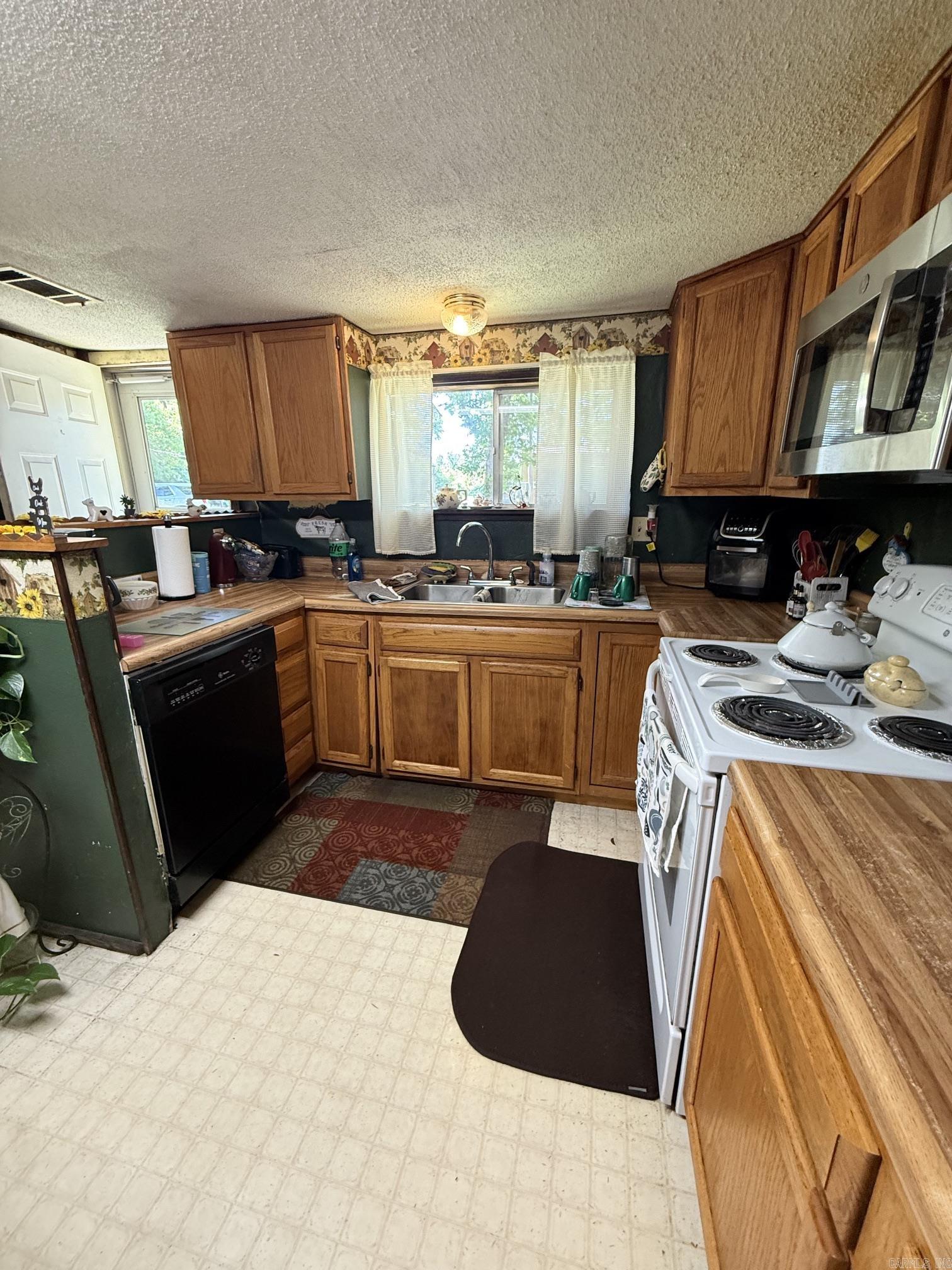 PRAIRIE ACRES - Residential