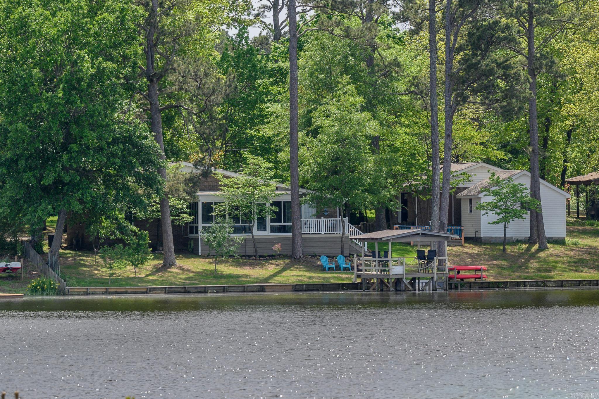 Lake Mena - Residential