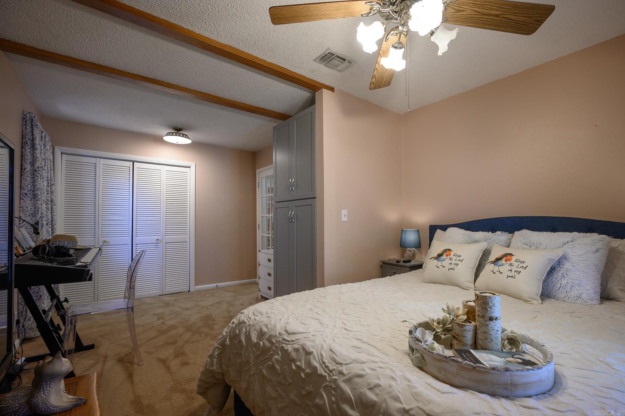 Lake Mena - Residential