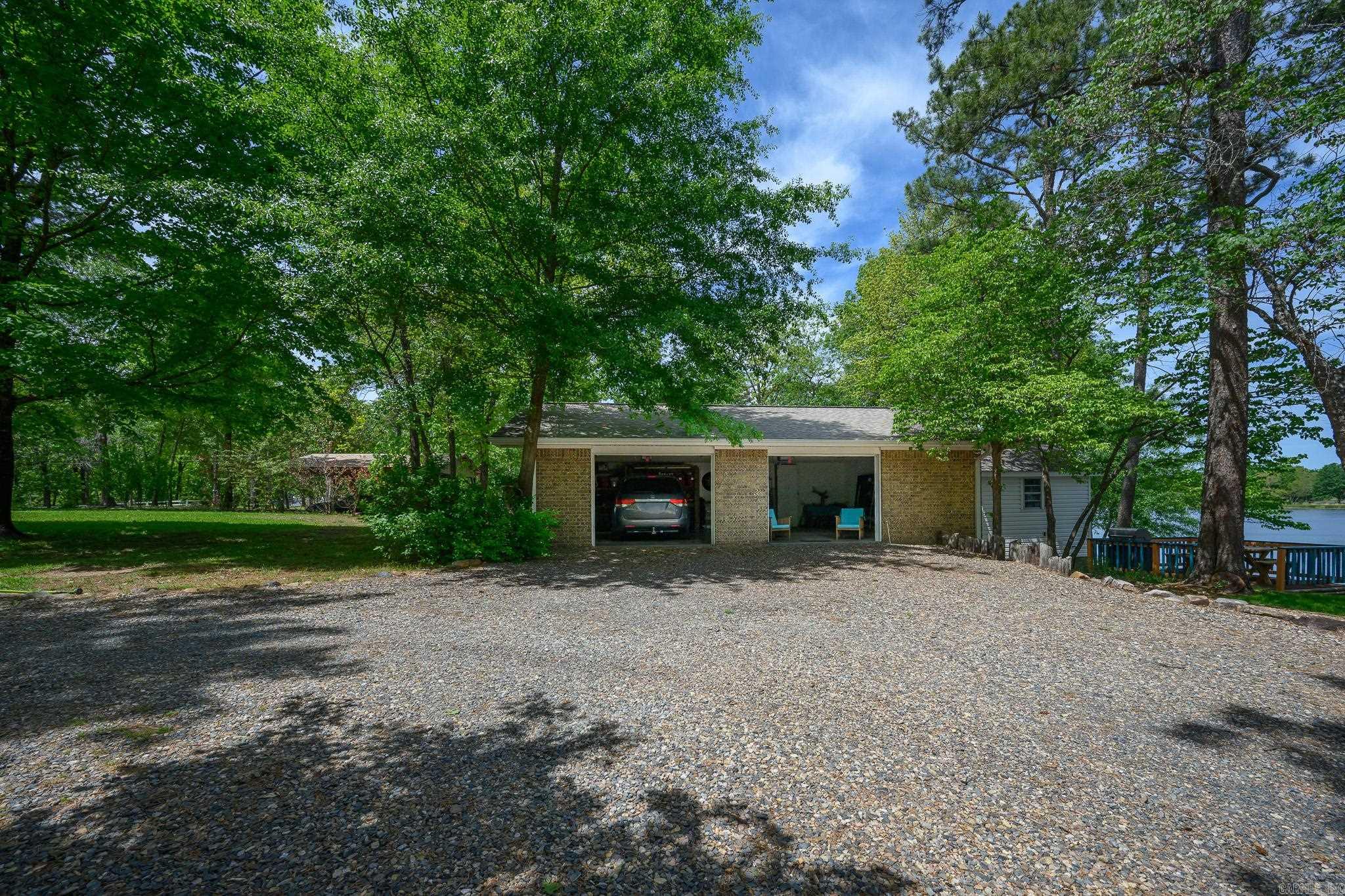Lake Mena - Residential