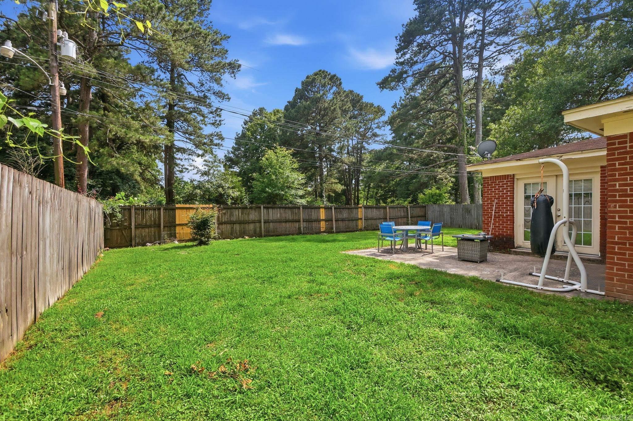 TOWERING PINES - Residential