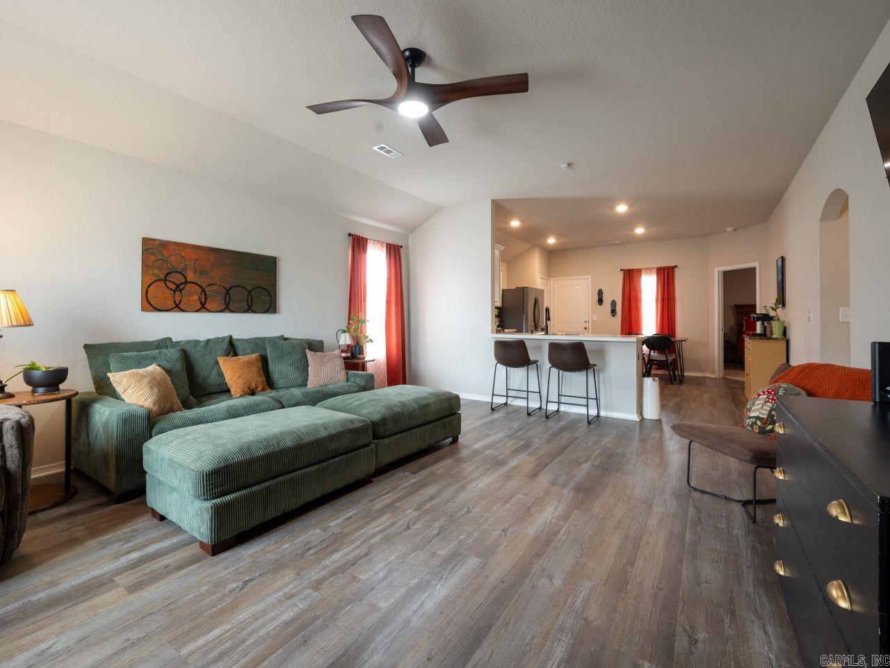 STAGECOACH MEADOWS - Residential