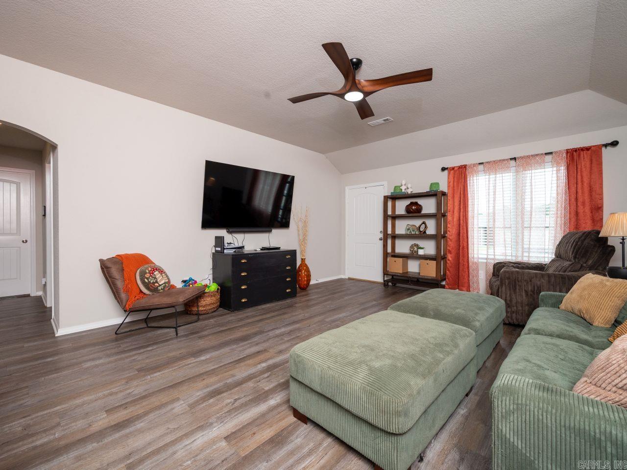 STAGECOACH MEADOWS - Residential