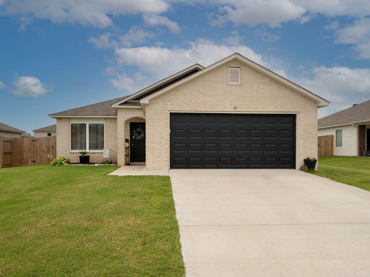 STAGECOACH MEADOWS - Residential