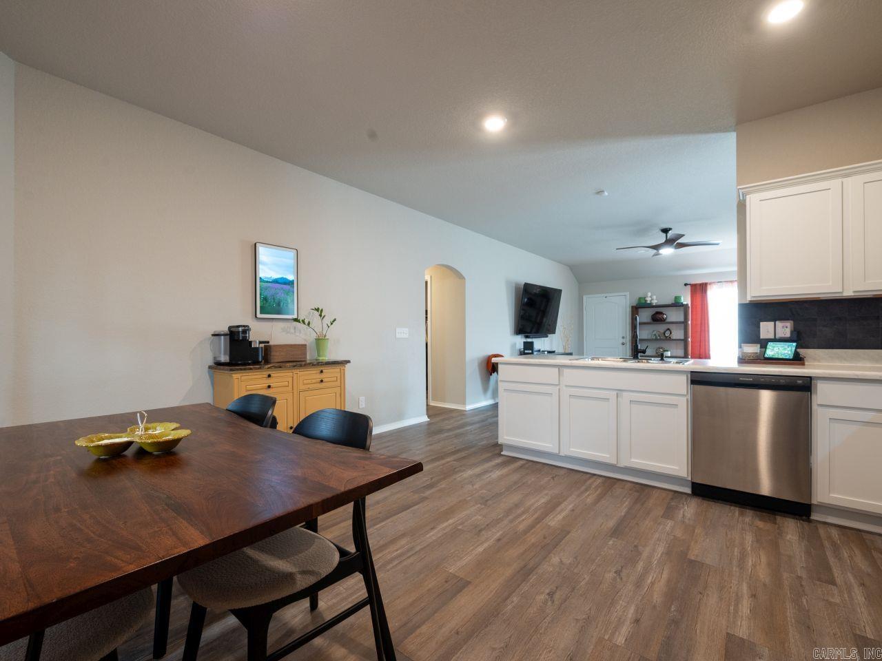 STAGECOACH MEADOWS - Residential