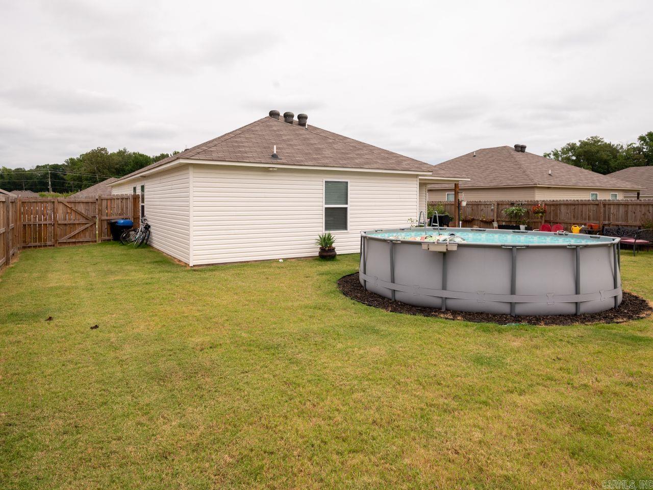 STAGECOACH MEADOWS - Residential