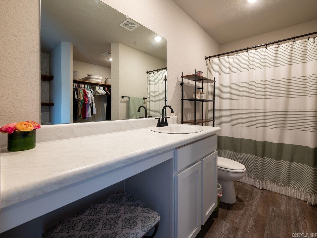 STAGECOACH MEADOWS - Residential