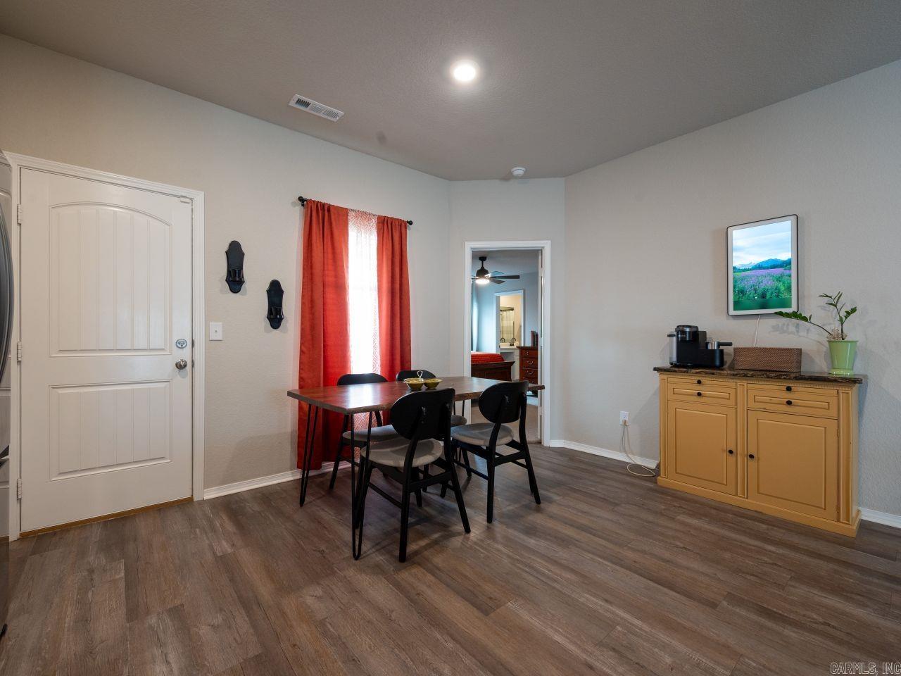 STAGECOACH MEADOWS - Residential