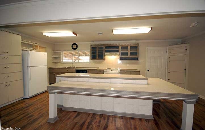 Tanglewood Acres - Residential