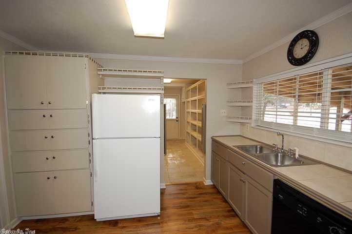 Tanglewood Acres - Residential