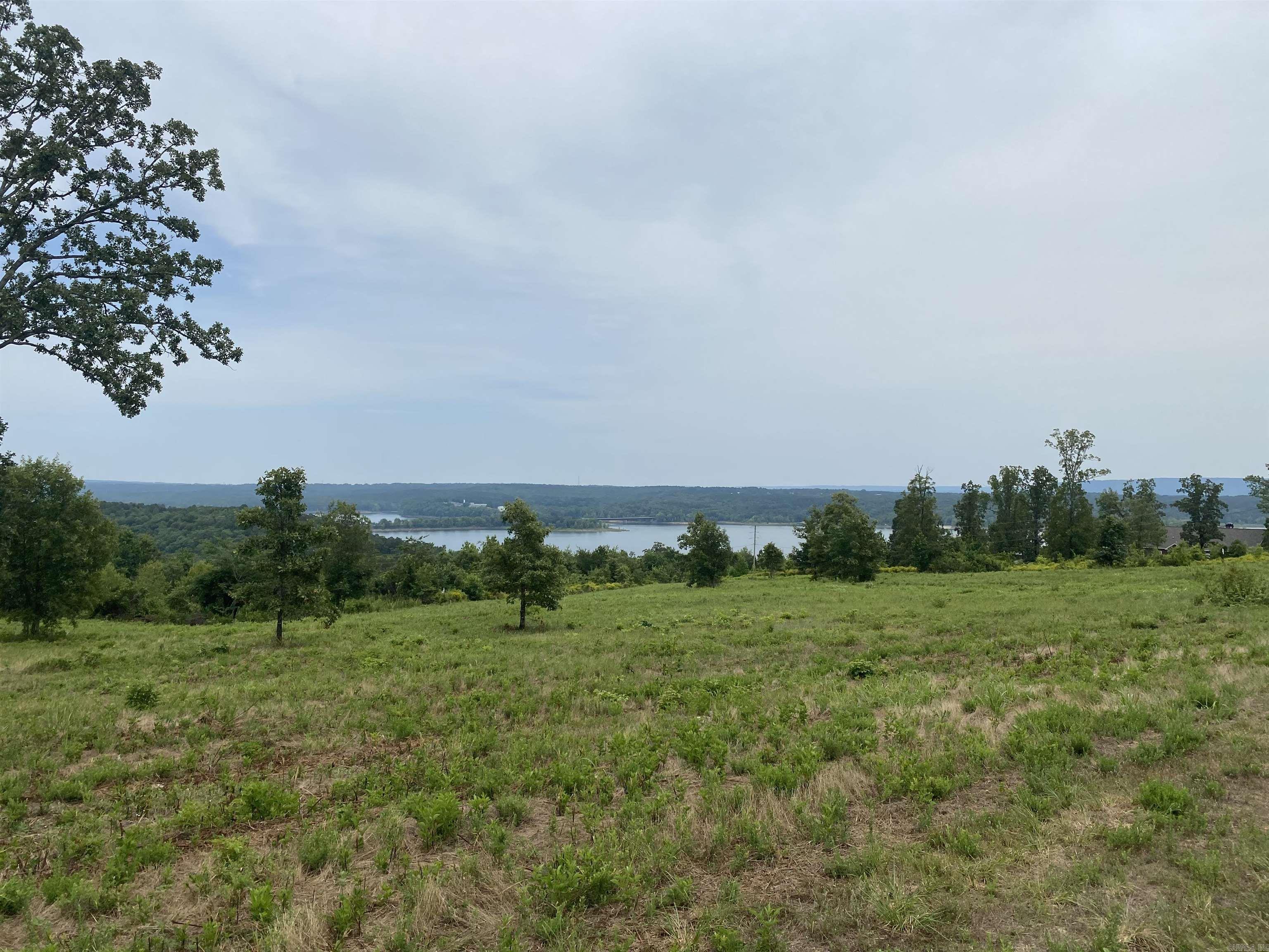 The Bluffs - Land