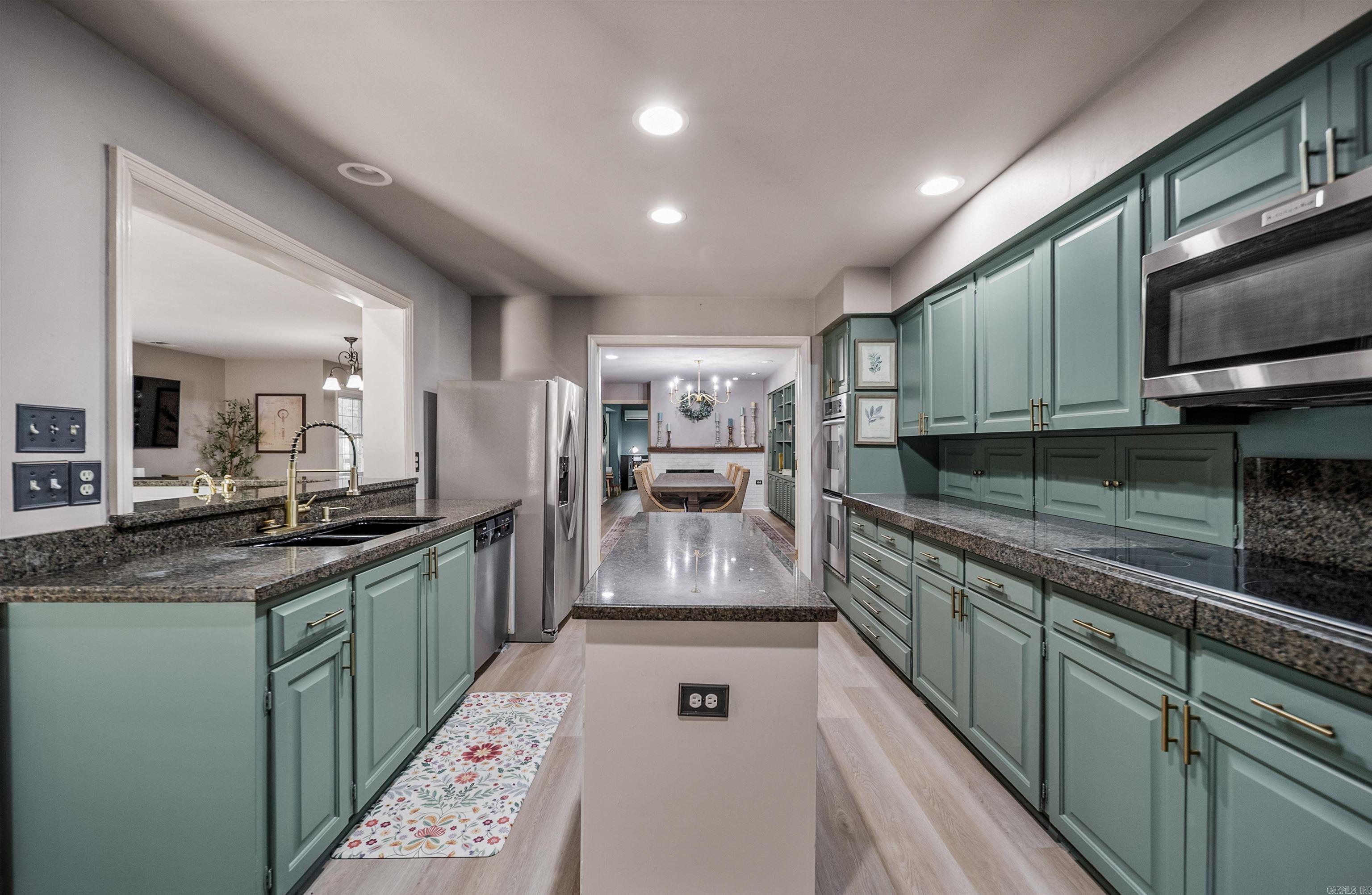 PLEASANT VALLEY - Residential